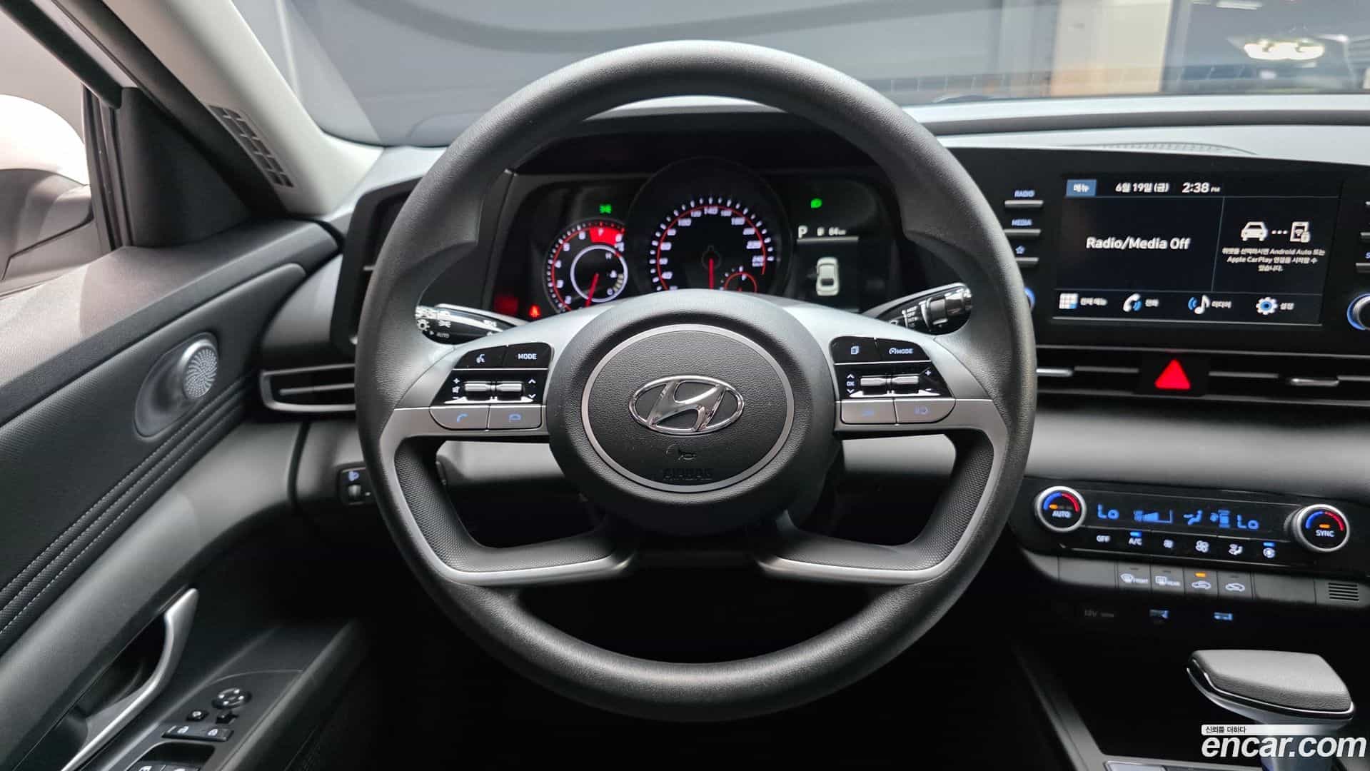 AVANTE Hyundai 2023.2-OPTION-016