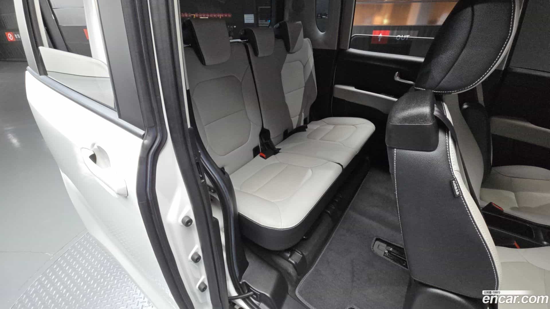 RAY Kia 2023.2-OPTION-015