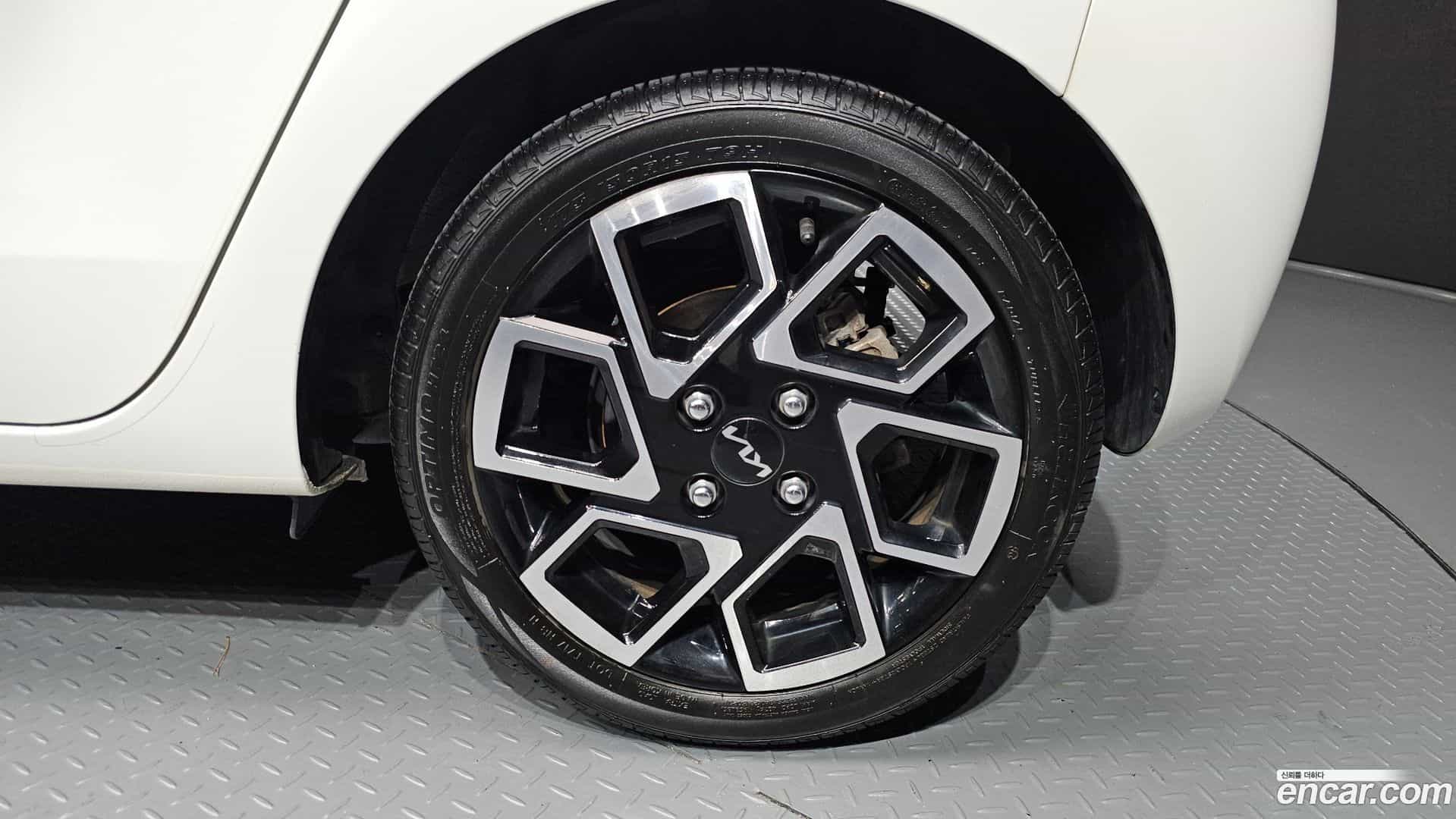 RAY Kia 2023.2-OUTER-031