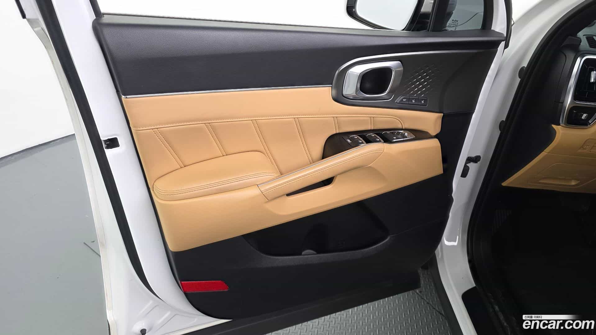 Sorento Kia 2023.1-INNER-034