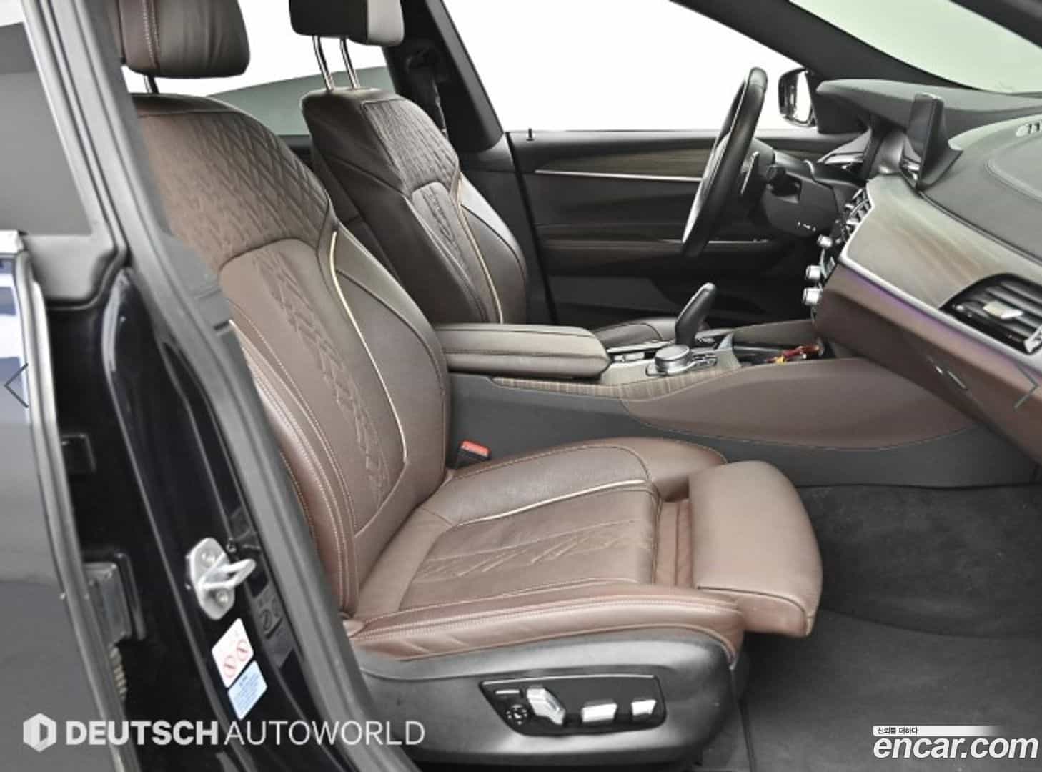Gran Turismo BMW 2019.10-INNER-010
