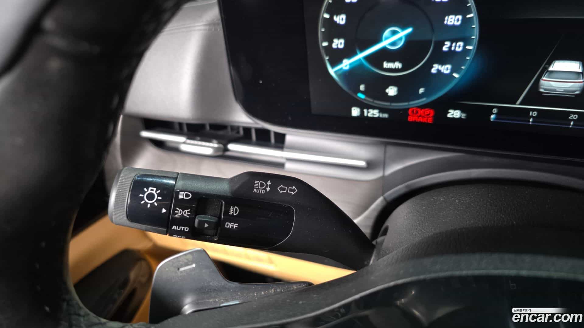 Canival Kia 2022.2-OPTION-048