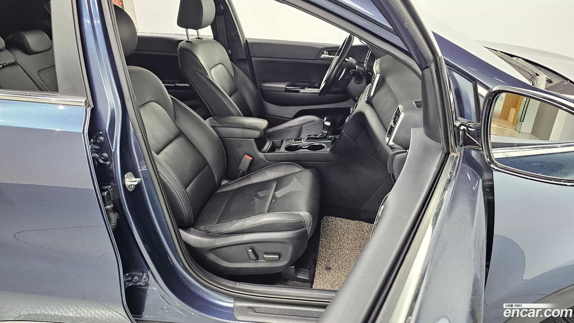 Sportage Kia 2021.4-INNER-010