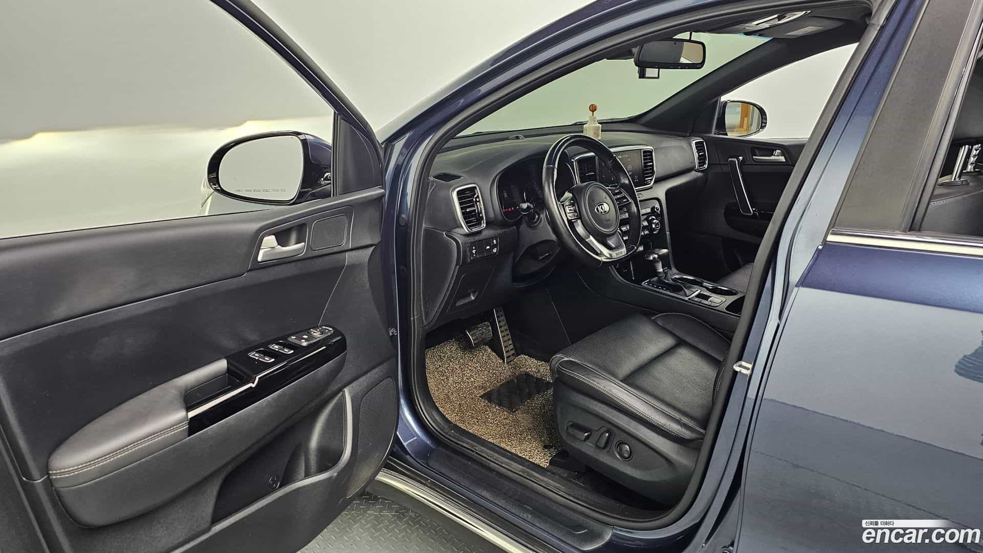 Sportage Kia 2021.4-INNER-036