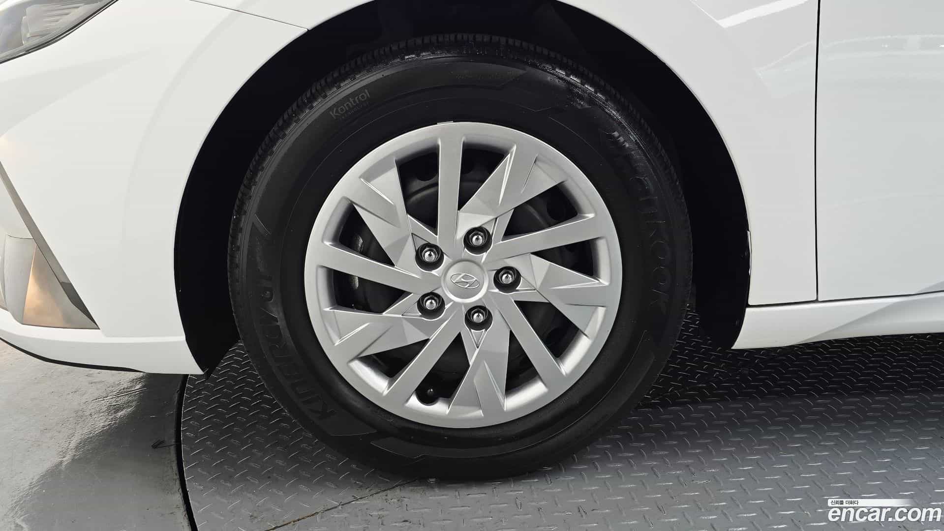 AVANTE Hyundai 2021.5-OUTER-005