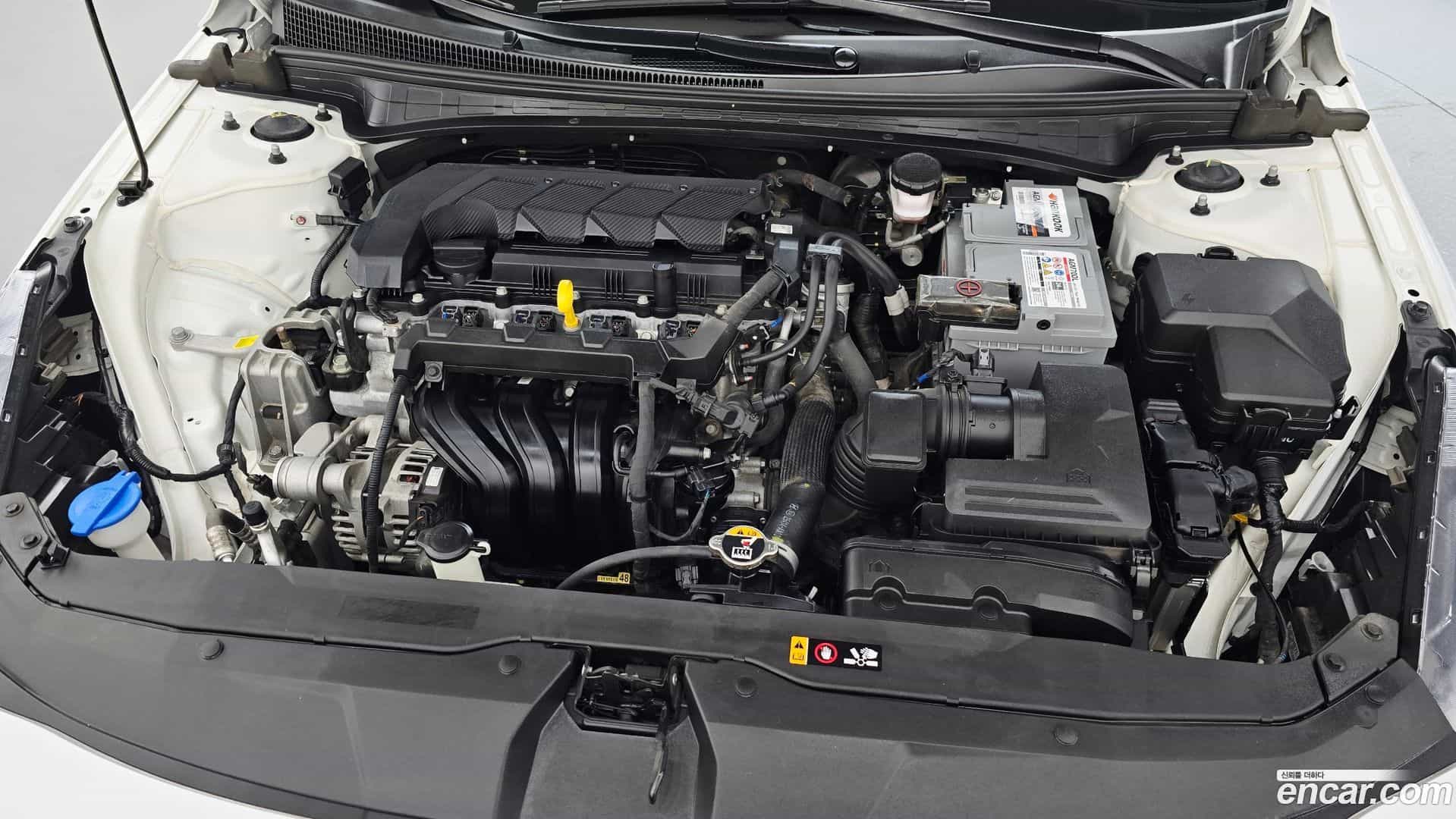 AVANTE Hyundai 2021.5-OUTER-006