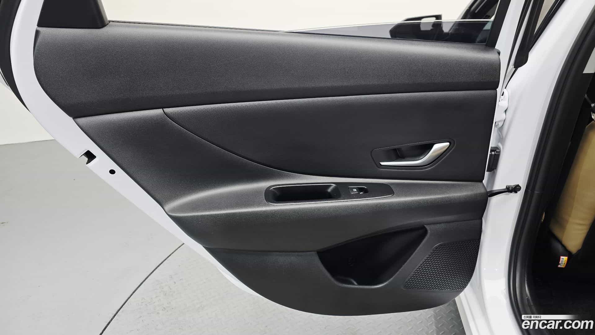 AVANTE Hyundai 2021.5-INNER-035