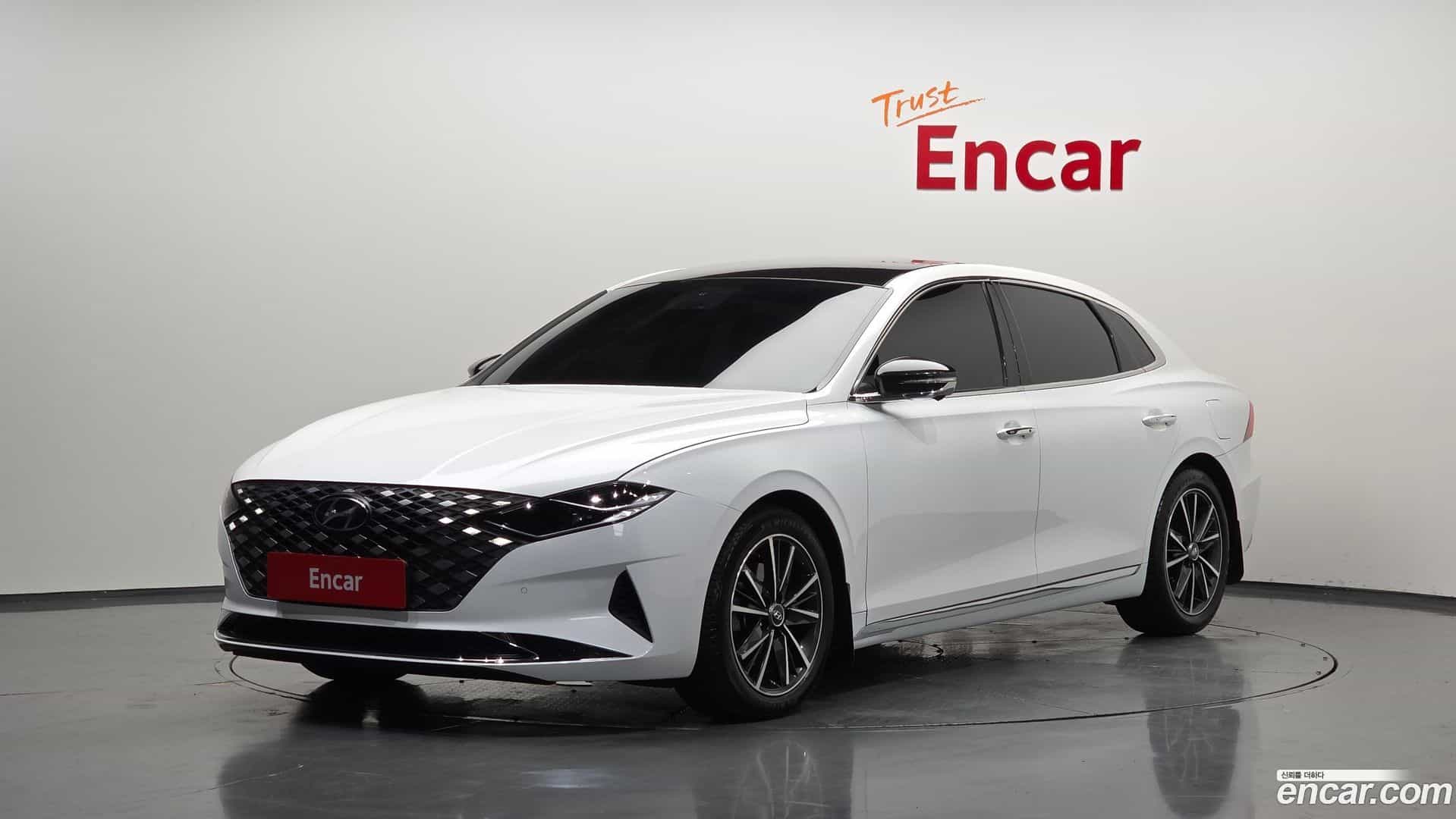 Grandeur Hyundai 2020.5-OUTER-001