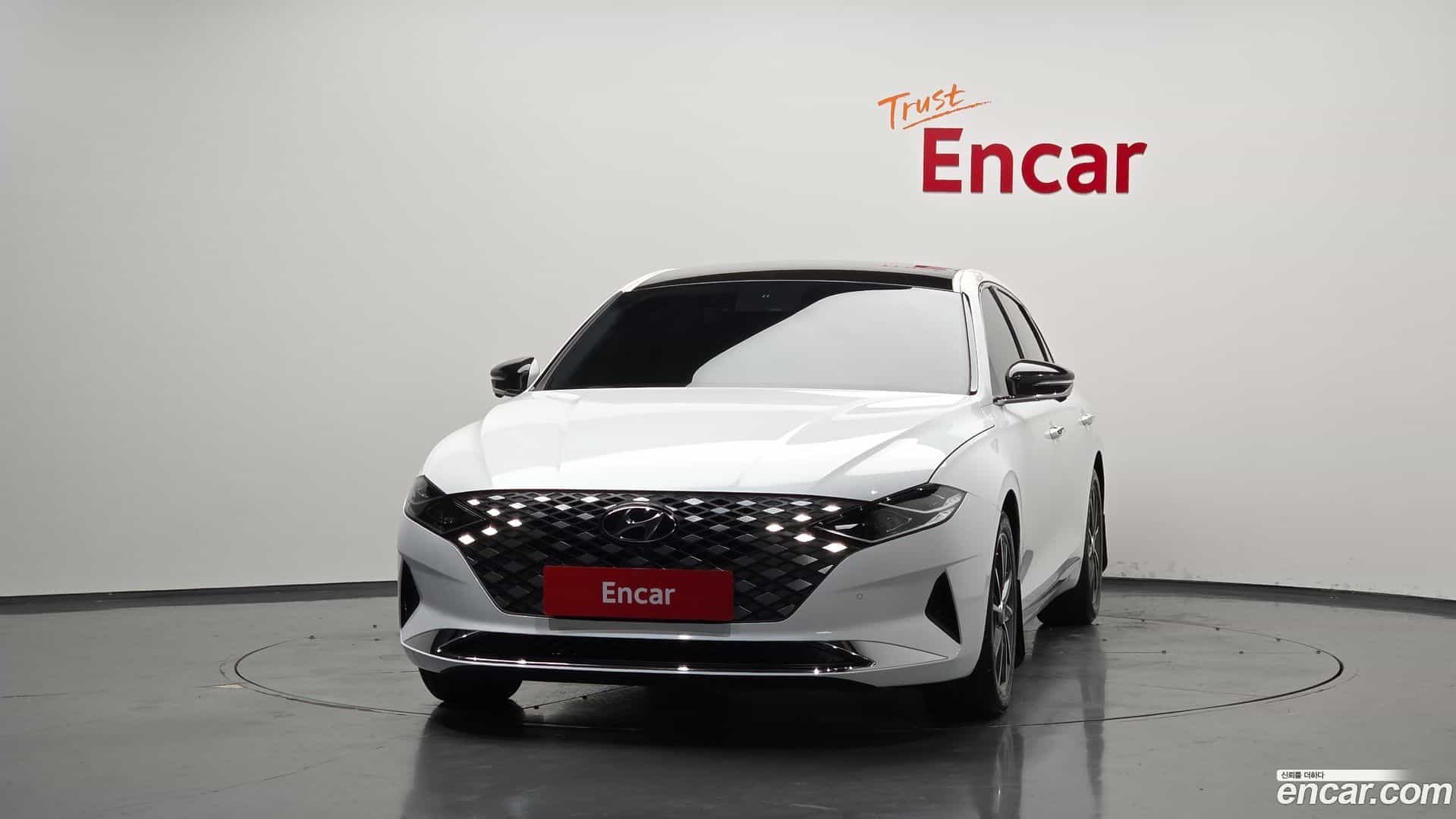 Grandeur Hyundai 2020.5-OUTER-003