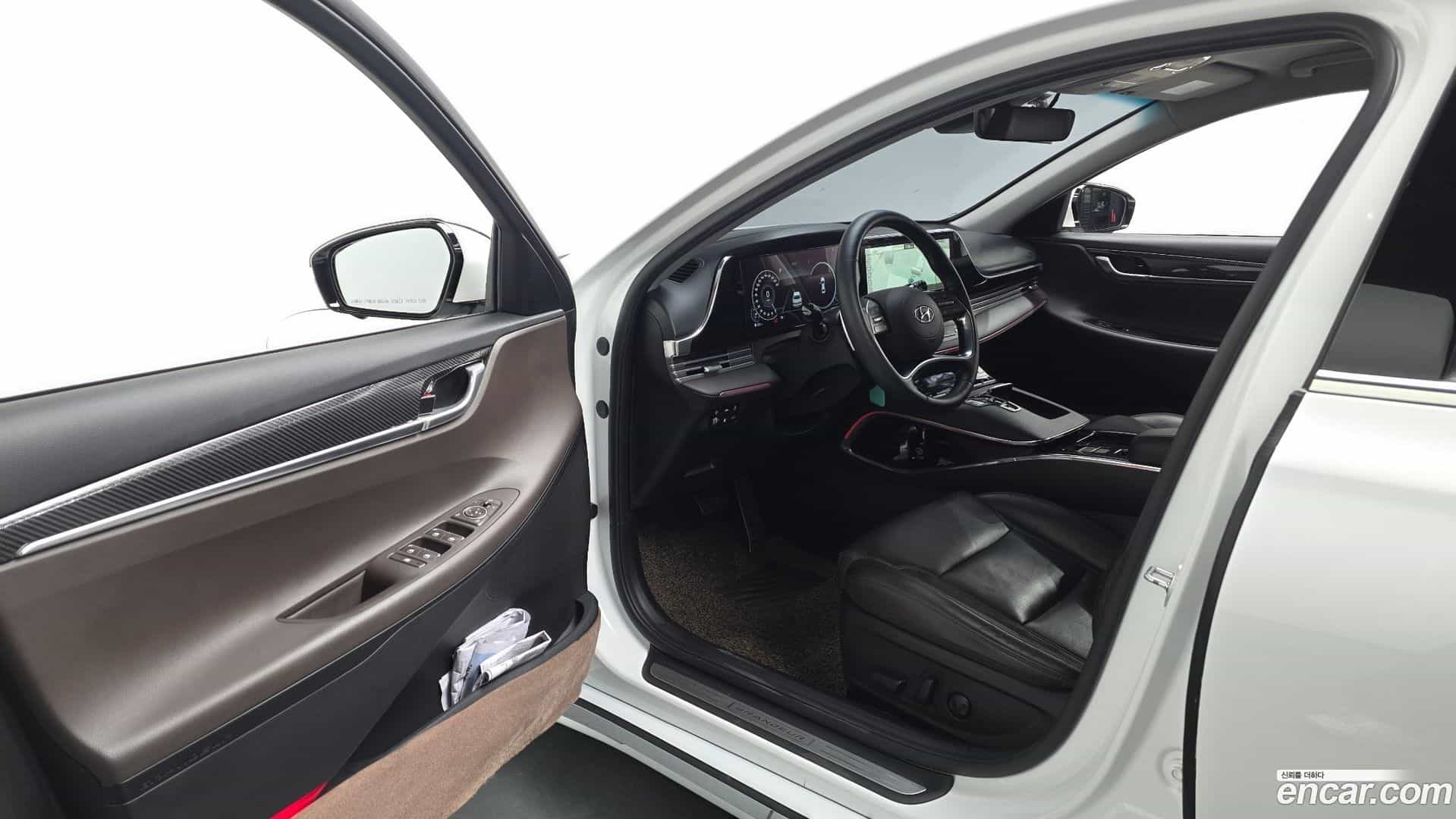 Grandeur Hyundai 2020.5-INNER-010