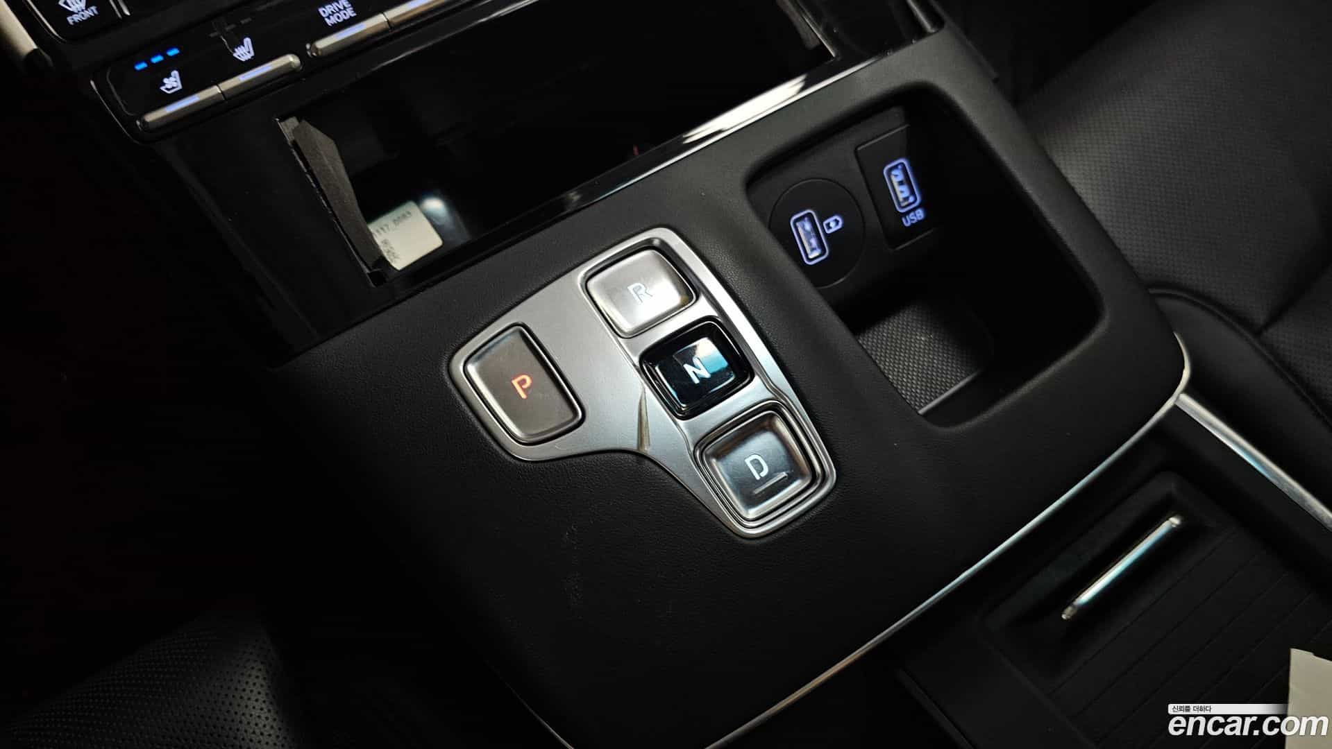 Grandeur Hyundai 2021.10-INNER-009