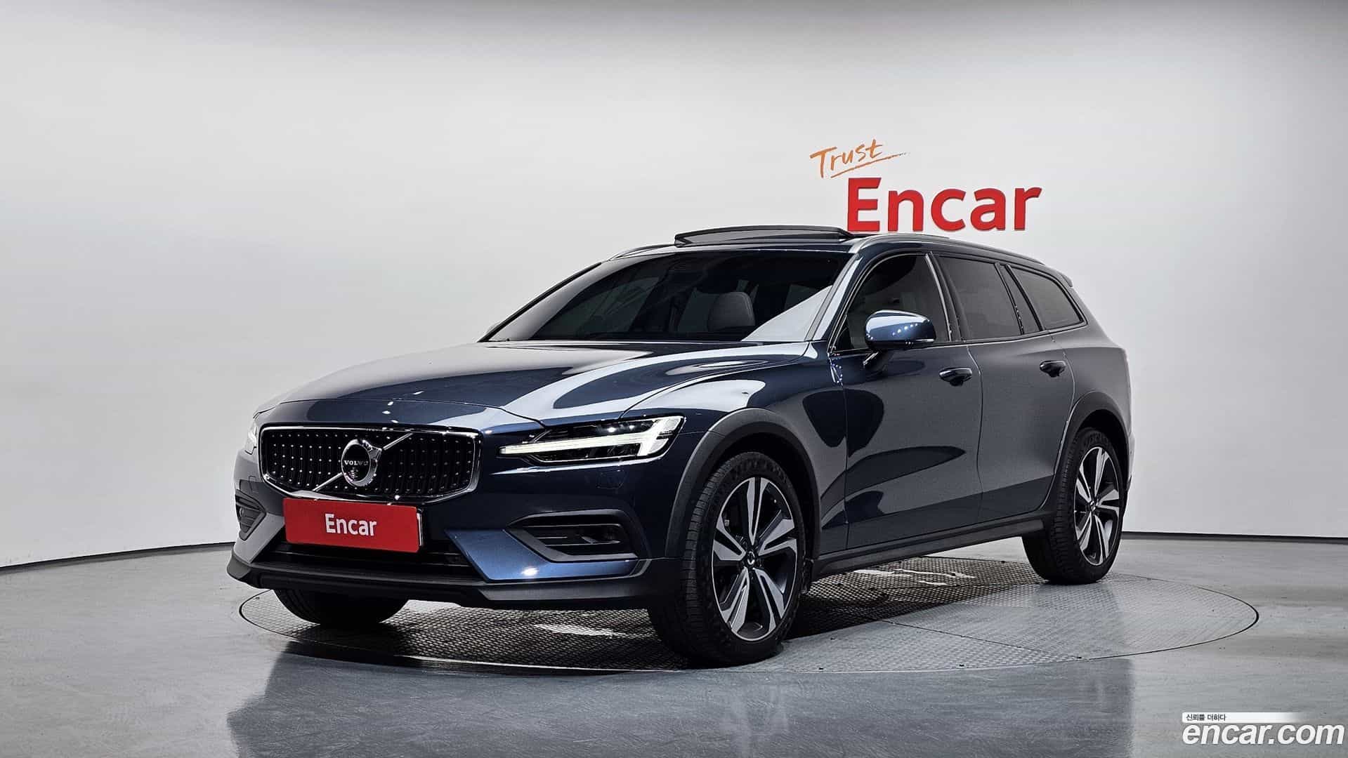 V60 Volvo 2021.1-OUTER-001