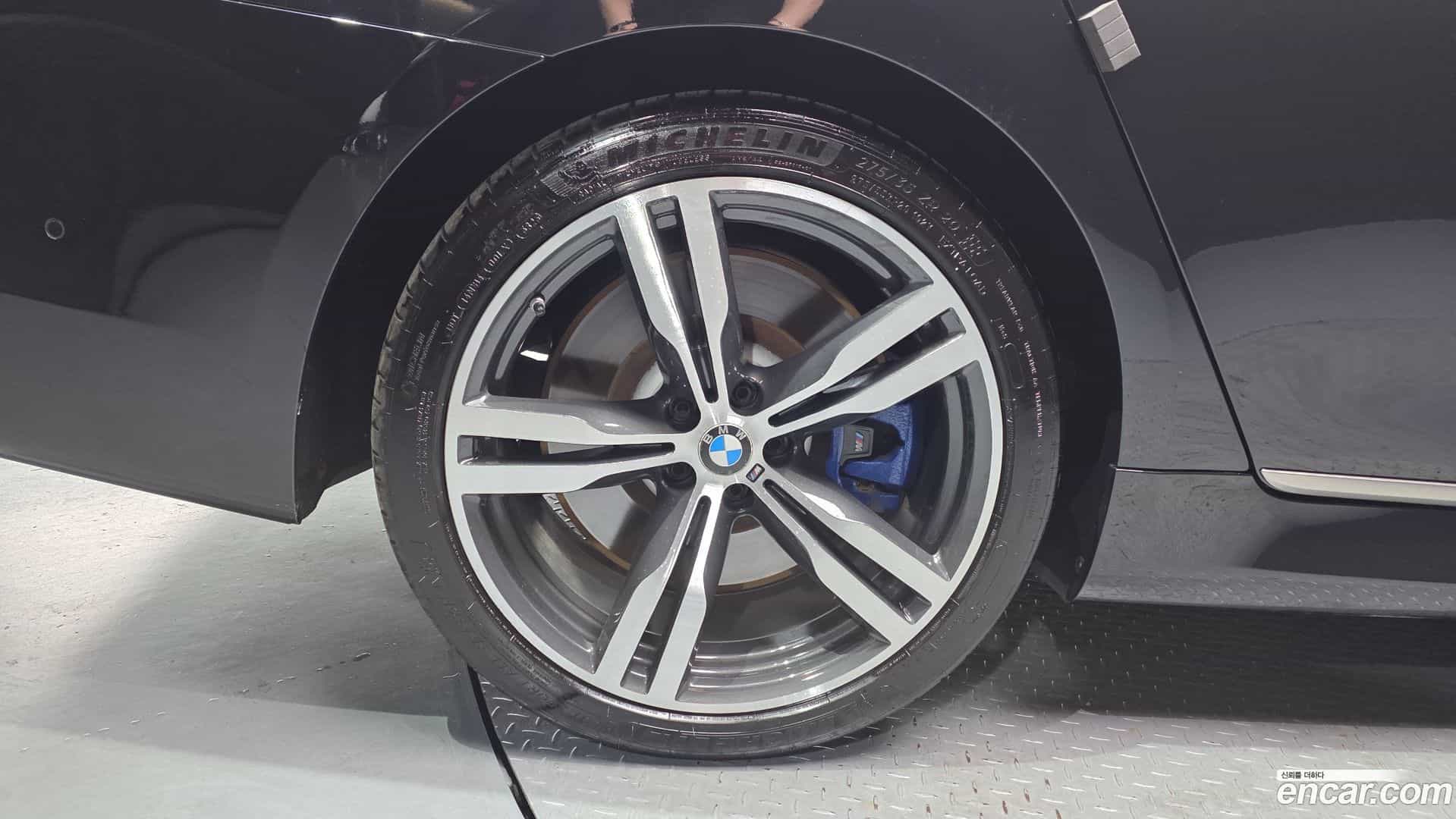 7-Series BMW 2017.11-OUTER-005
