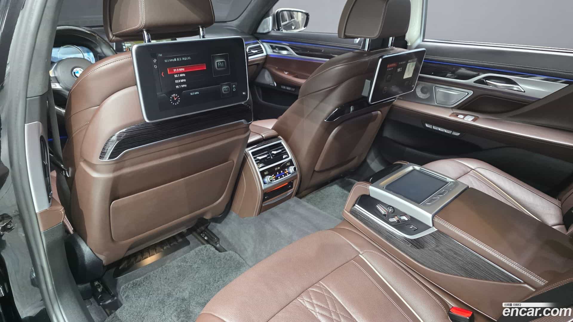 7-Series BMW 2017.11-OPTION-016