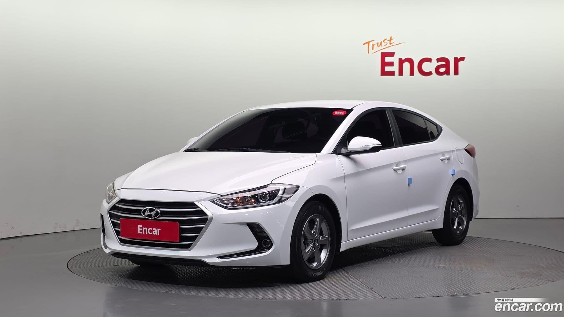 Main__Slider__Photo:AVANTE Hyundai 2016.6-0