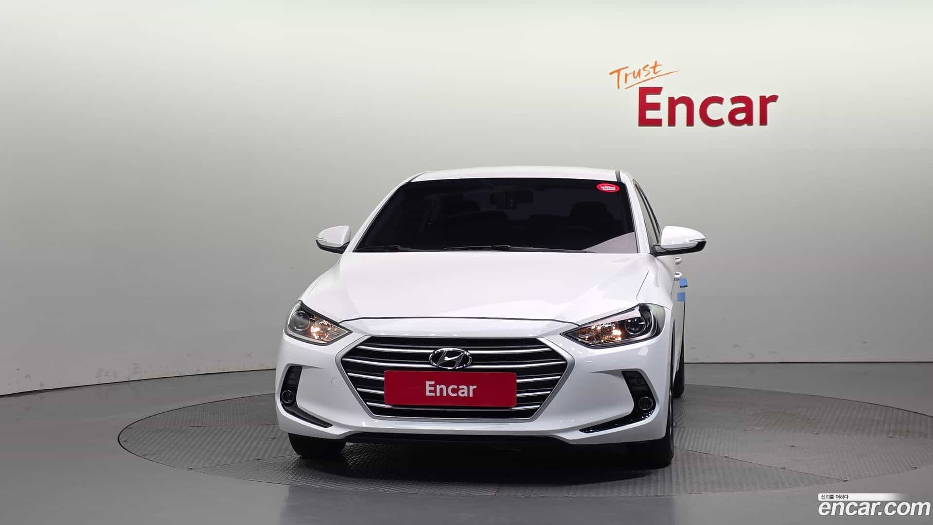 AVANTE Hyundai 2016.6-OUTER-003