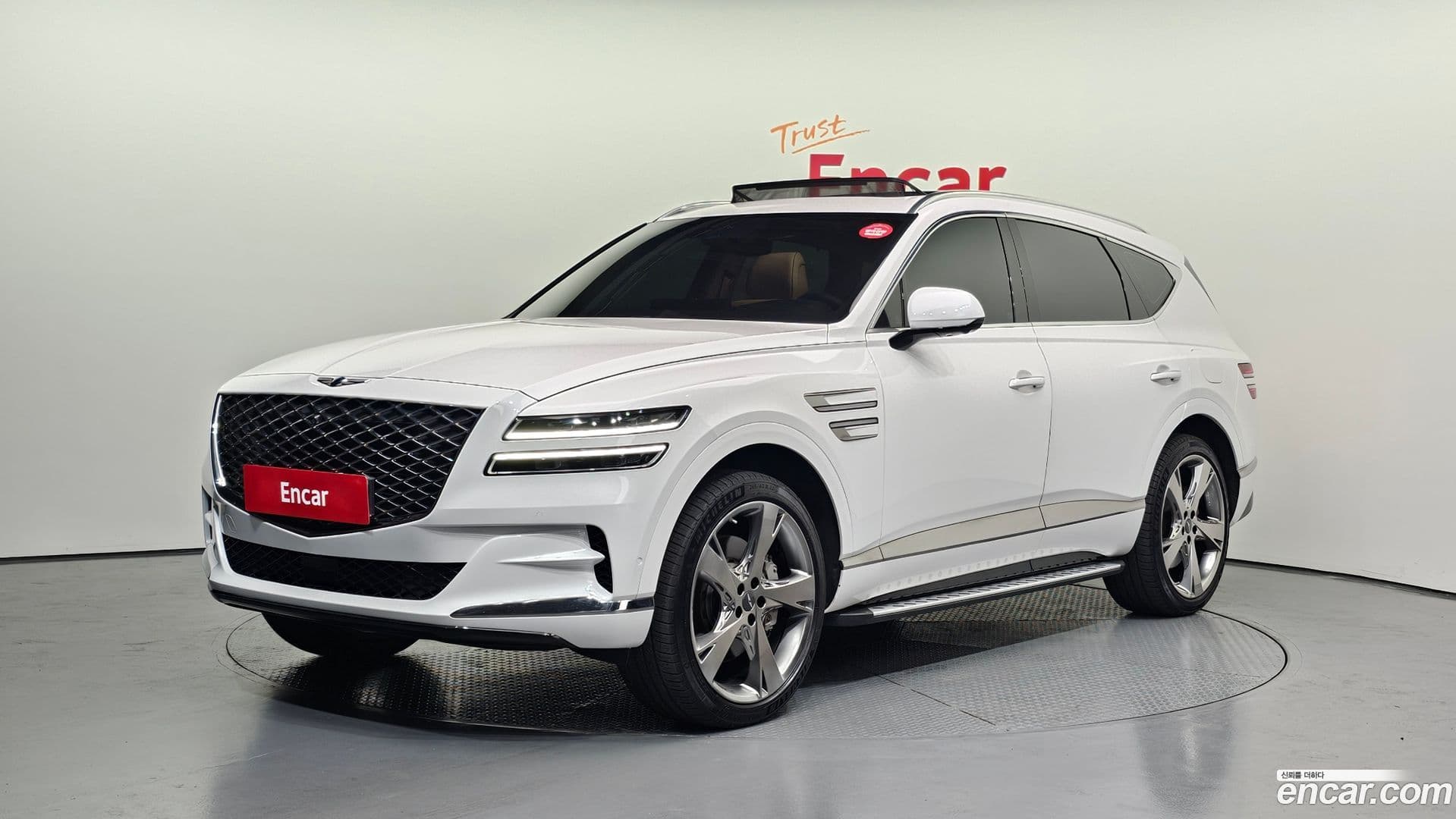 Main__Slider__Photo:GV80 Genesis 2022.4-0