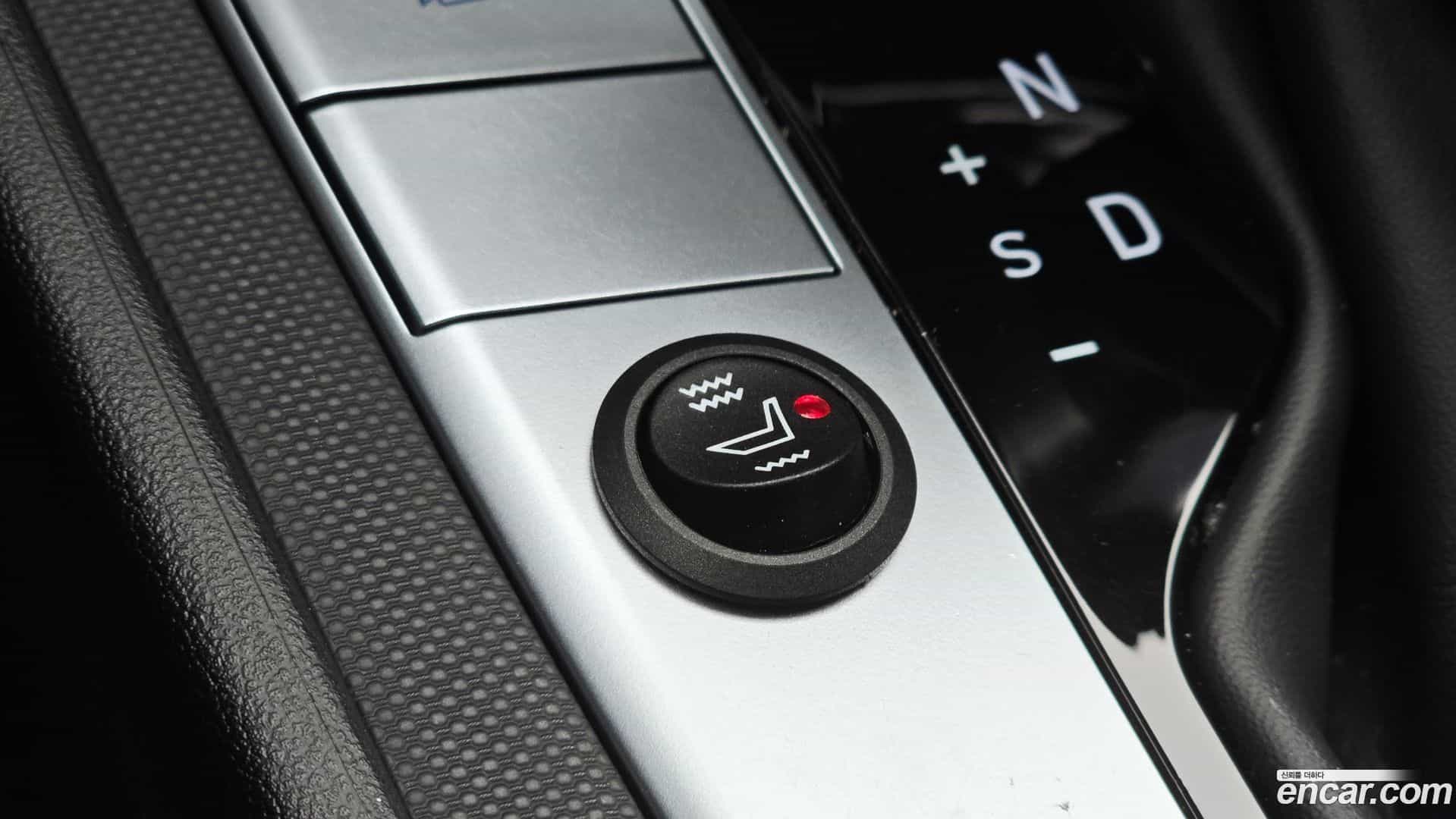 AVANTE Hyundai 2021.6-OPTION-022
