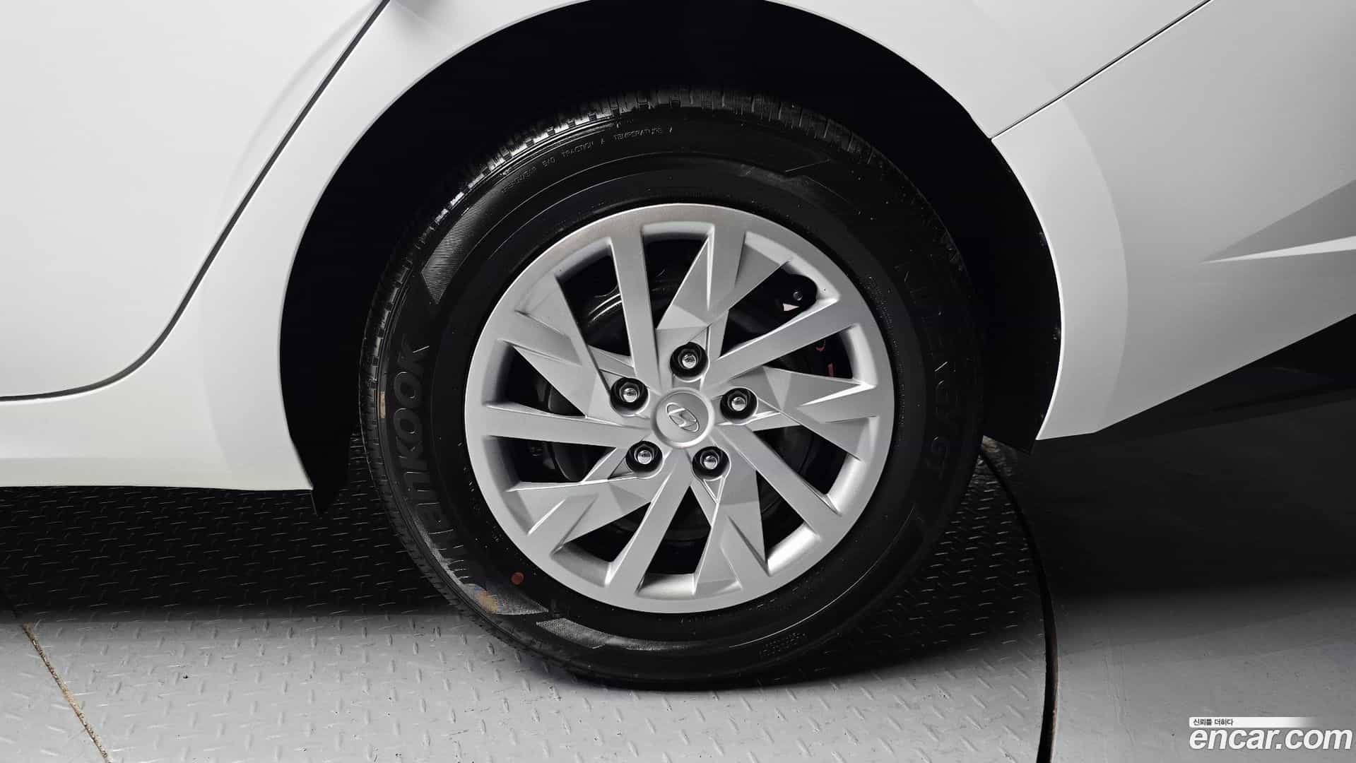 AVANTE Hyundai 2021.6-OUTER-031