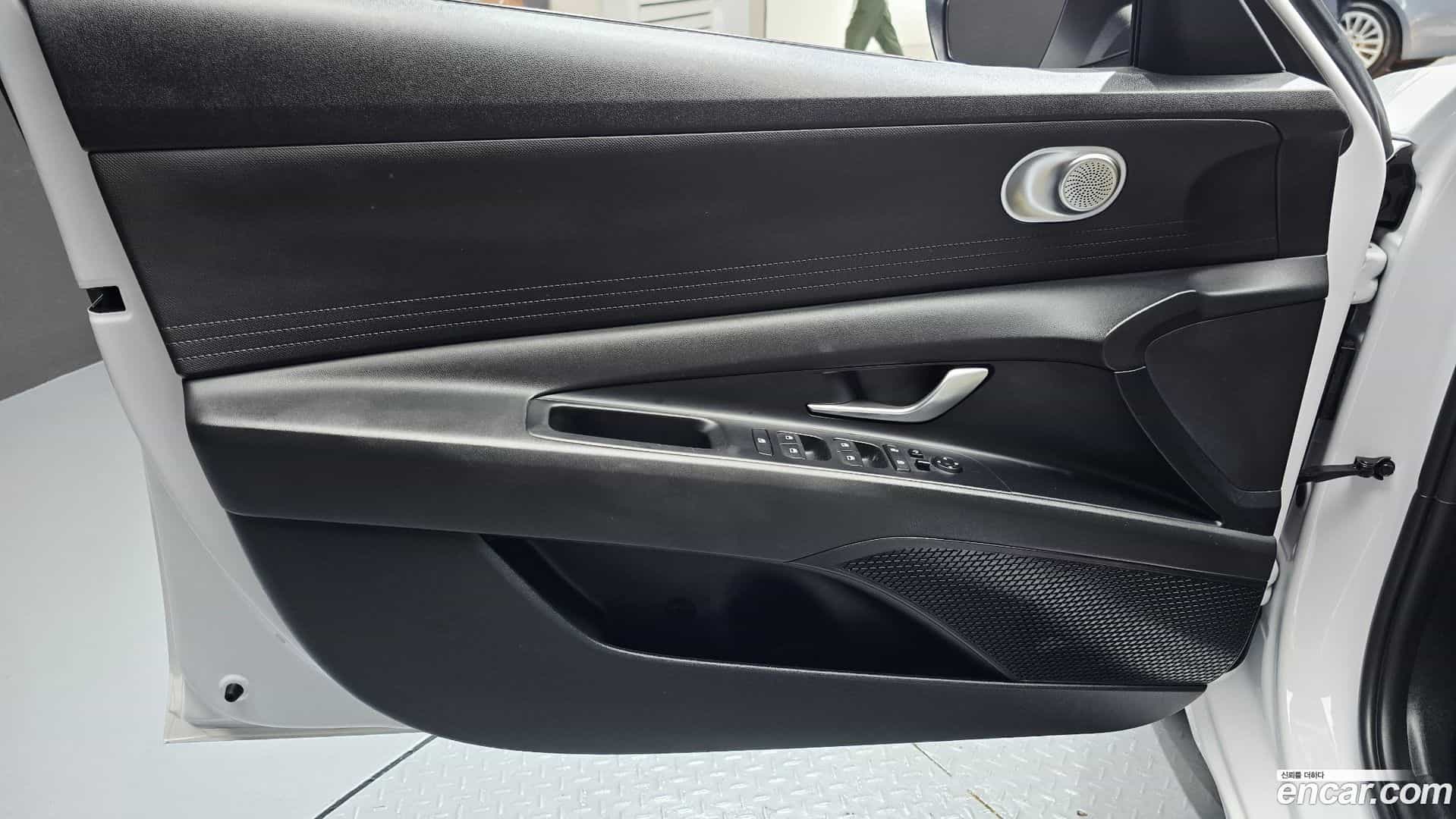 AVANTE Hyundai 2021.6-INNER-034