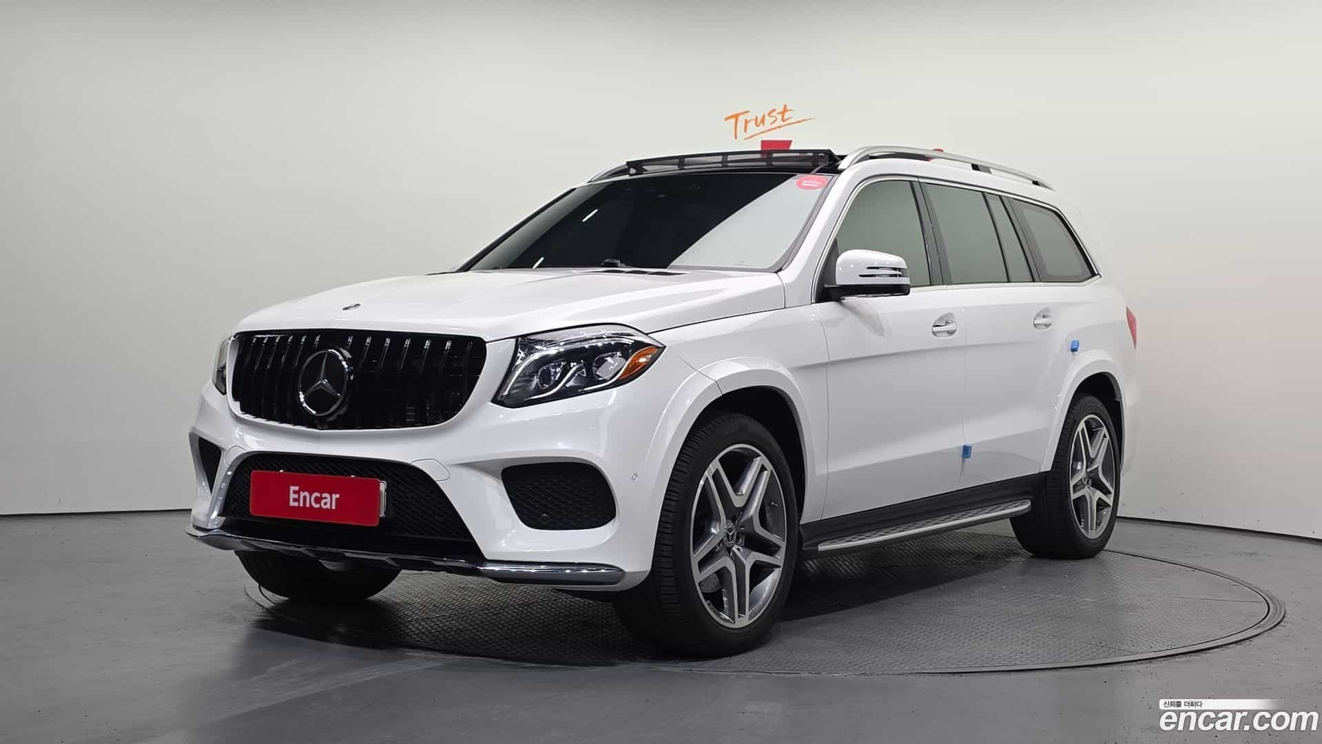 GLS-Class Mercedes-Benz 2018.2-OUTER-001