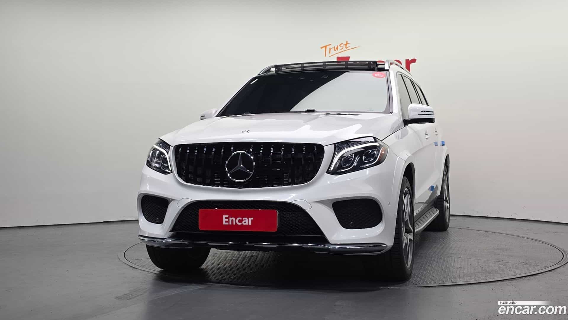 GLS-Class Mercedes-Benz 2018.2-OUTER-003