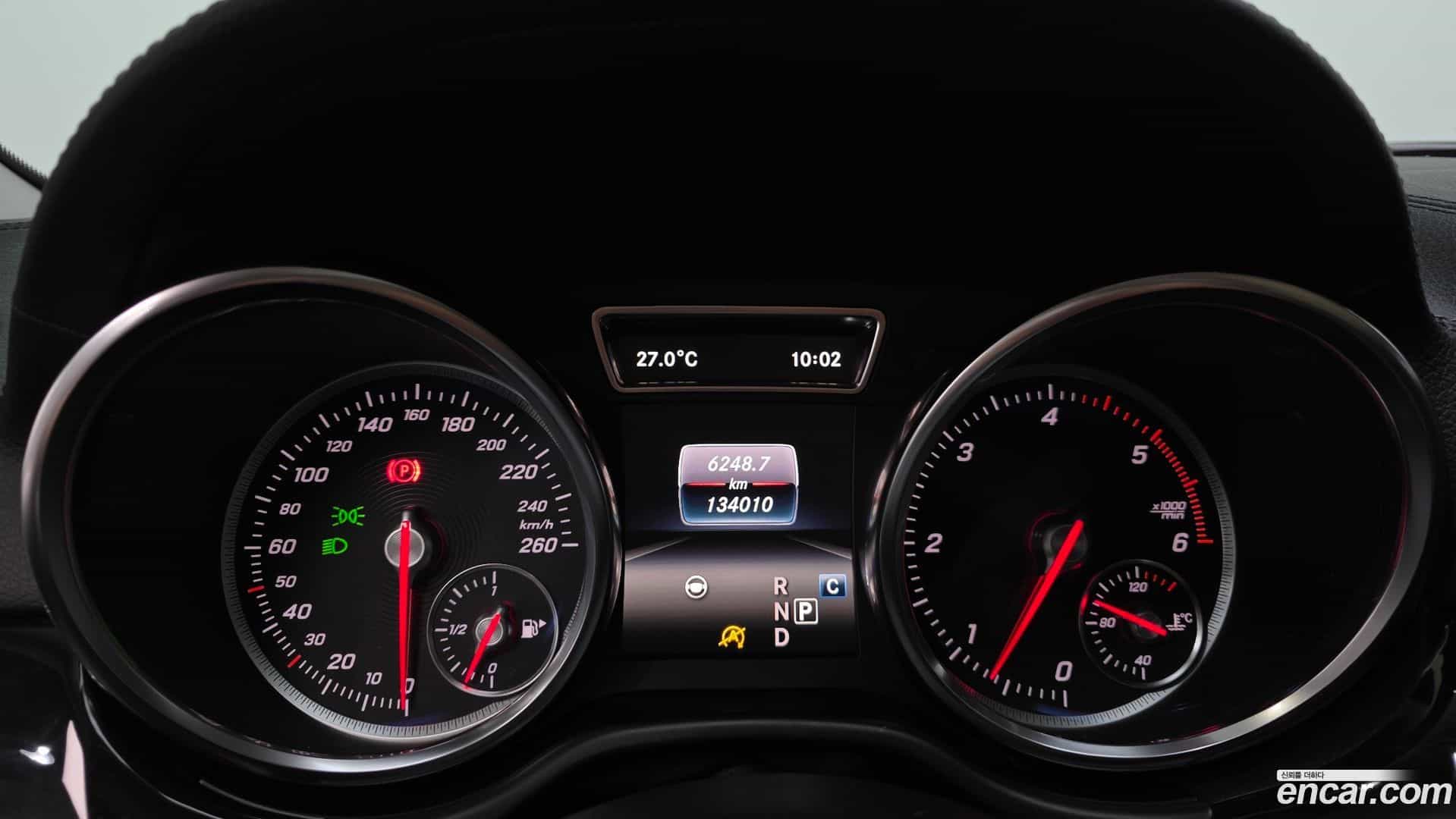 GLS-Class Mercedes-Benz 2018.2-INNER-008