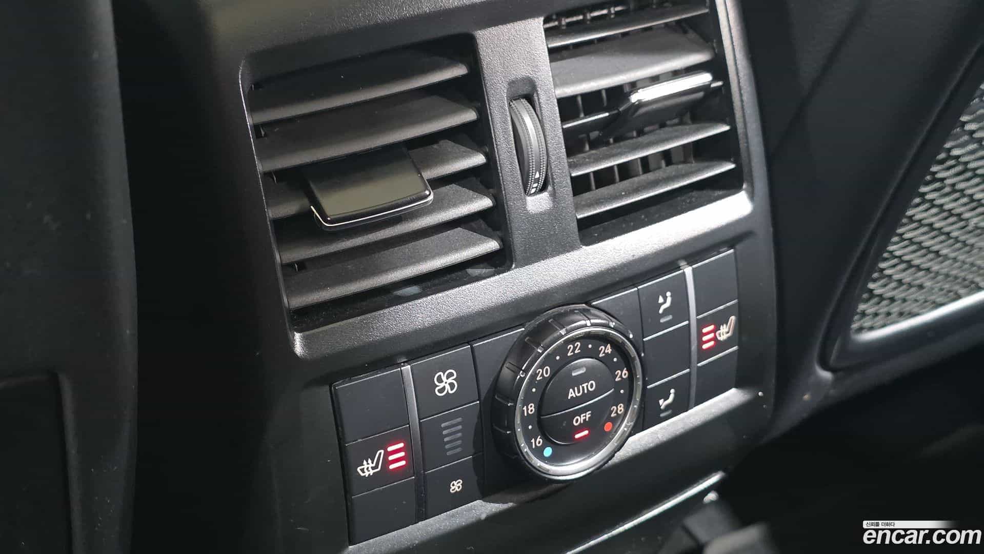 GLS-Class Mercedes-Benz 2018.2-OPTION-022