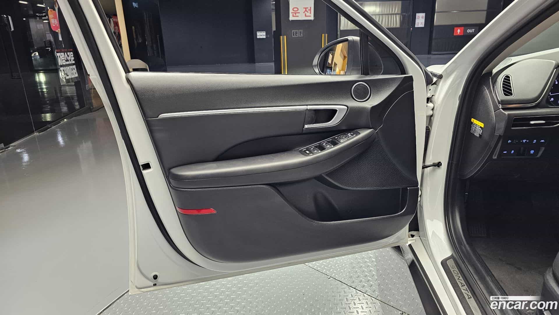 Sonata Hyundai 2020.1-INNER-034