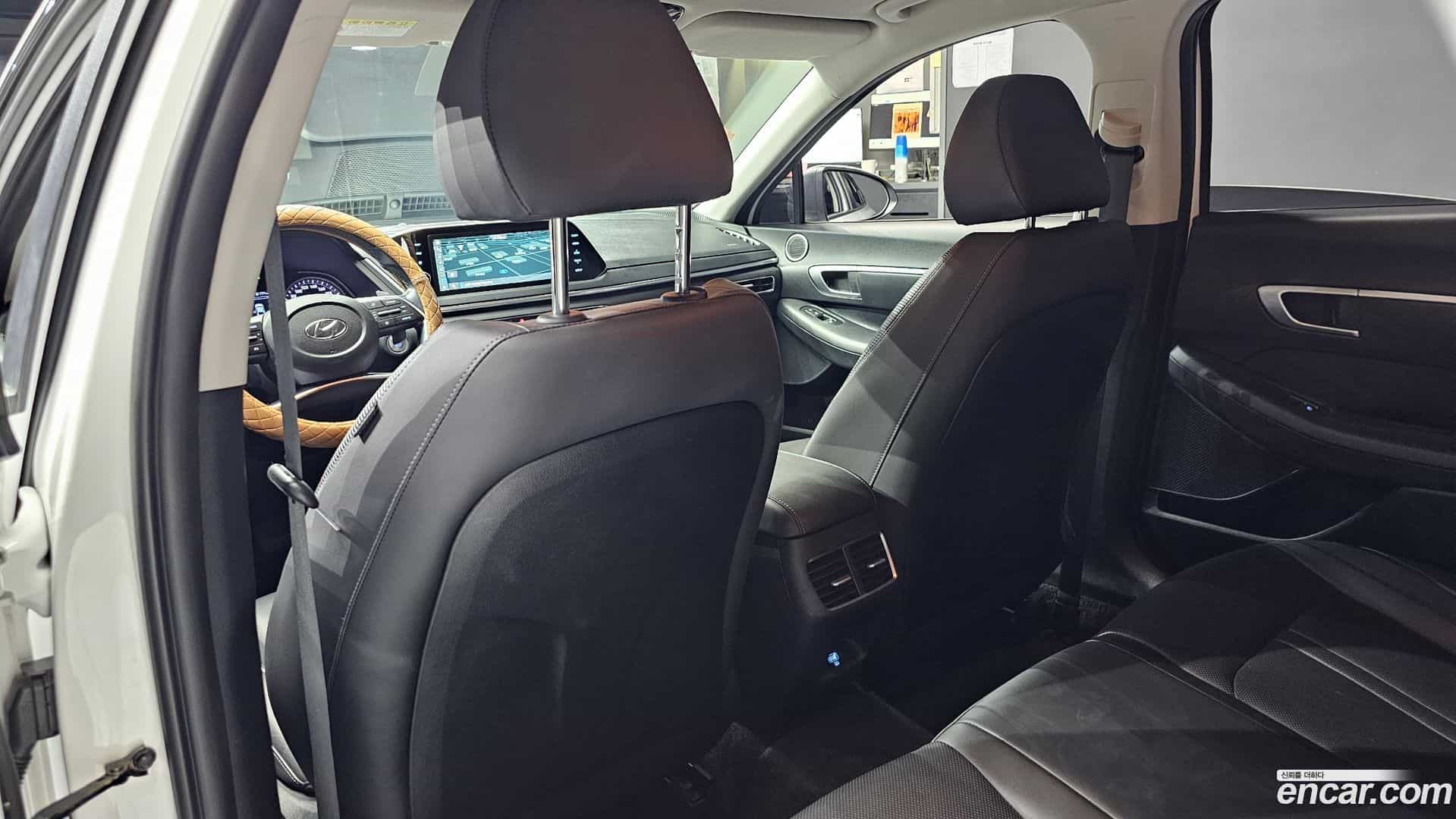 Sonata Hyundai 2020.1-INNER-036