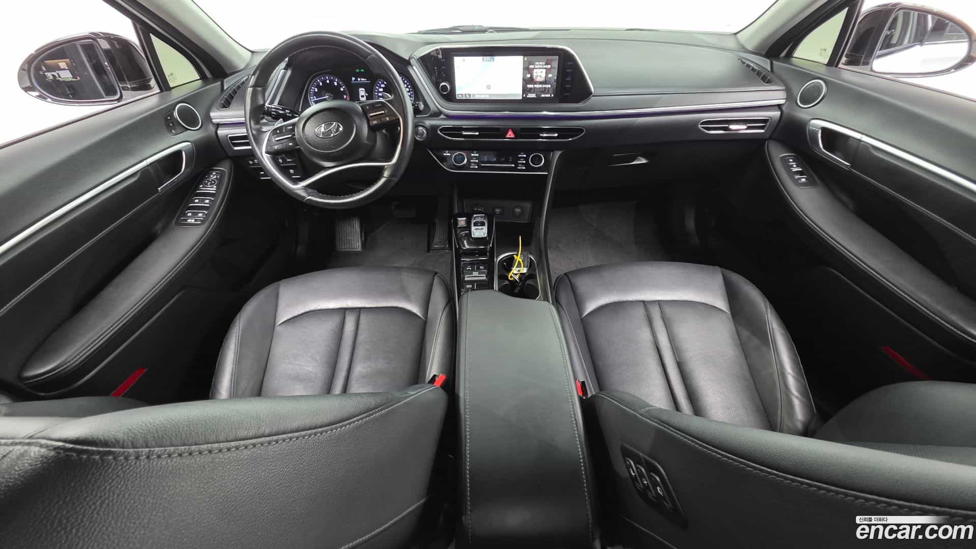 Sonata Hyundai 2023.1-INNER-007