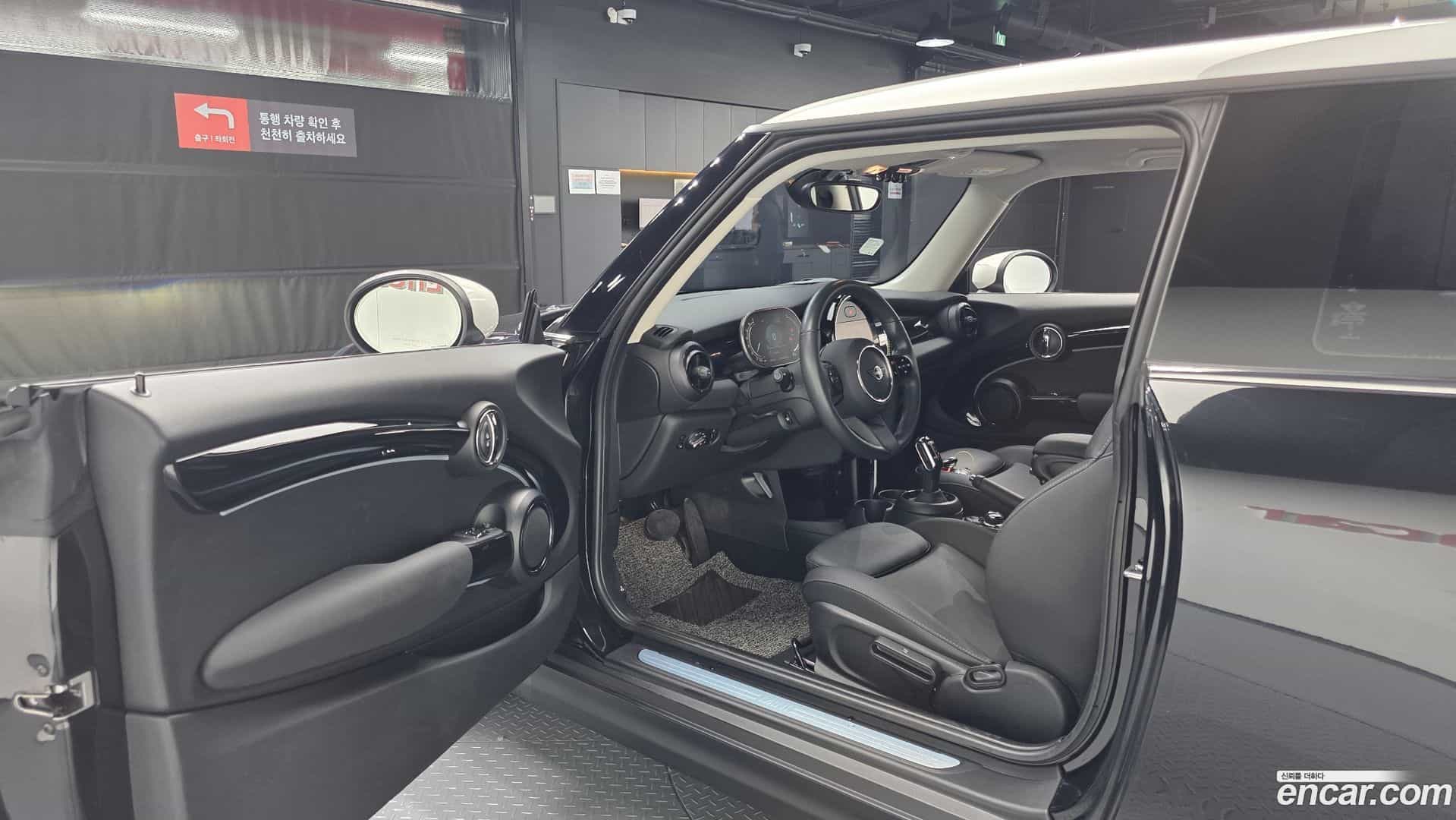Cooper Mini 2023.5-INNER-010