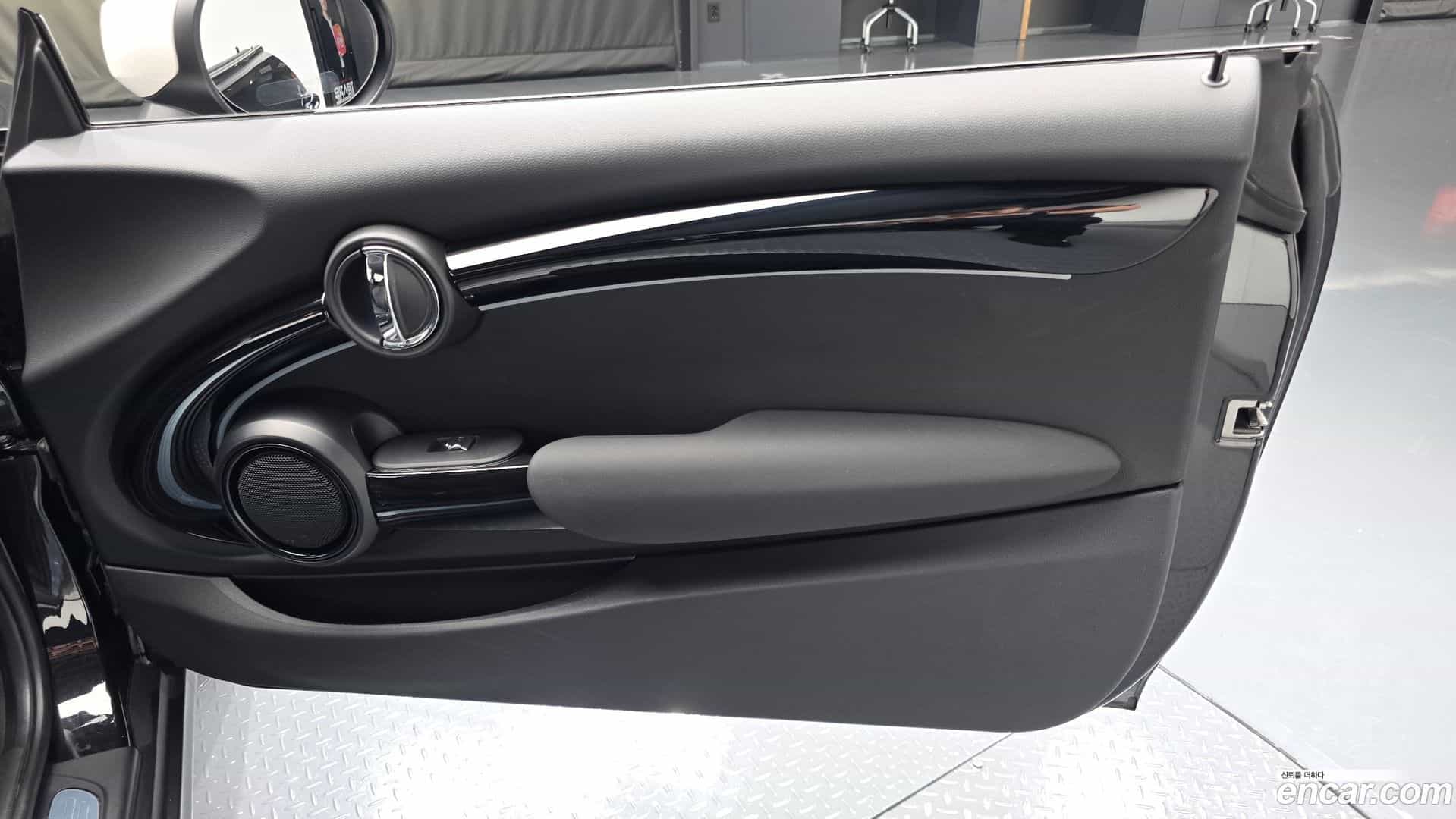 Cooper Mini 2023.5-INNER-035
