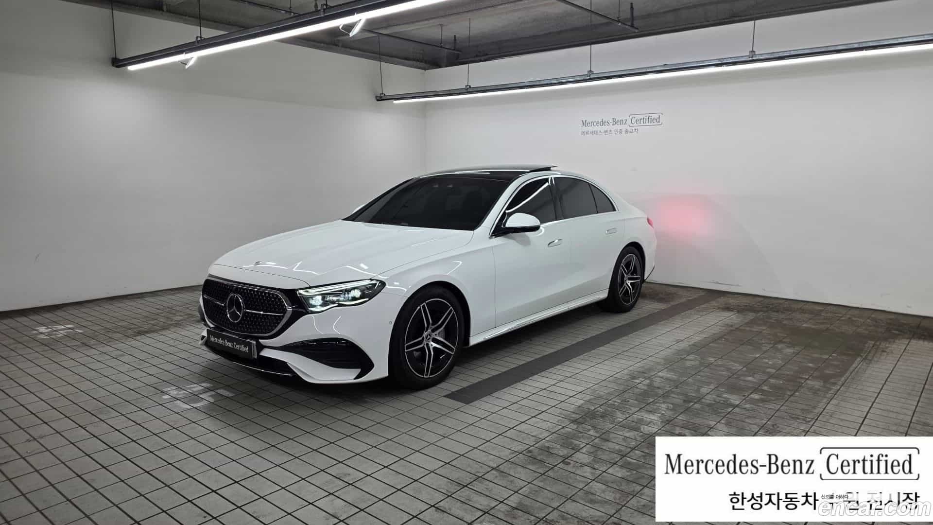 E-Class Mercedes-Benz 2025.5-OUTER-001