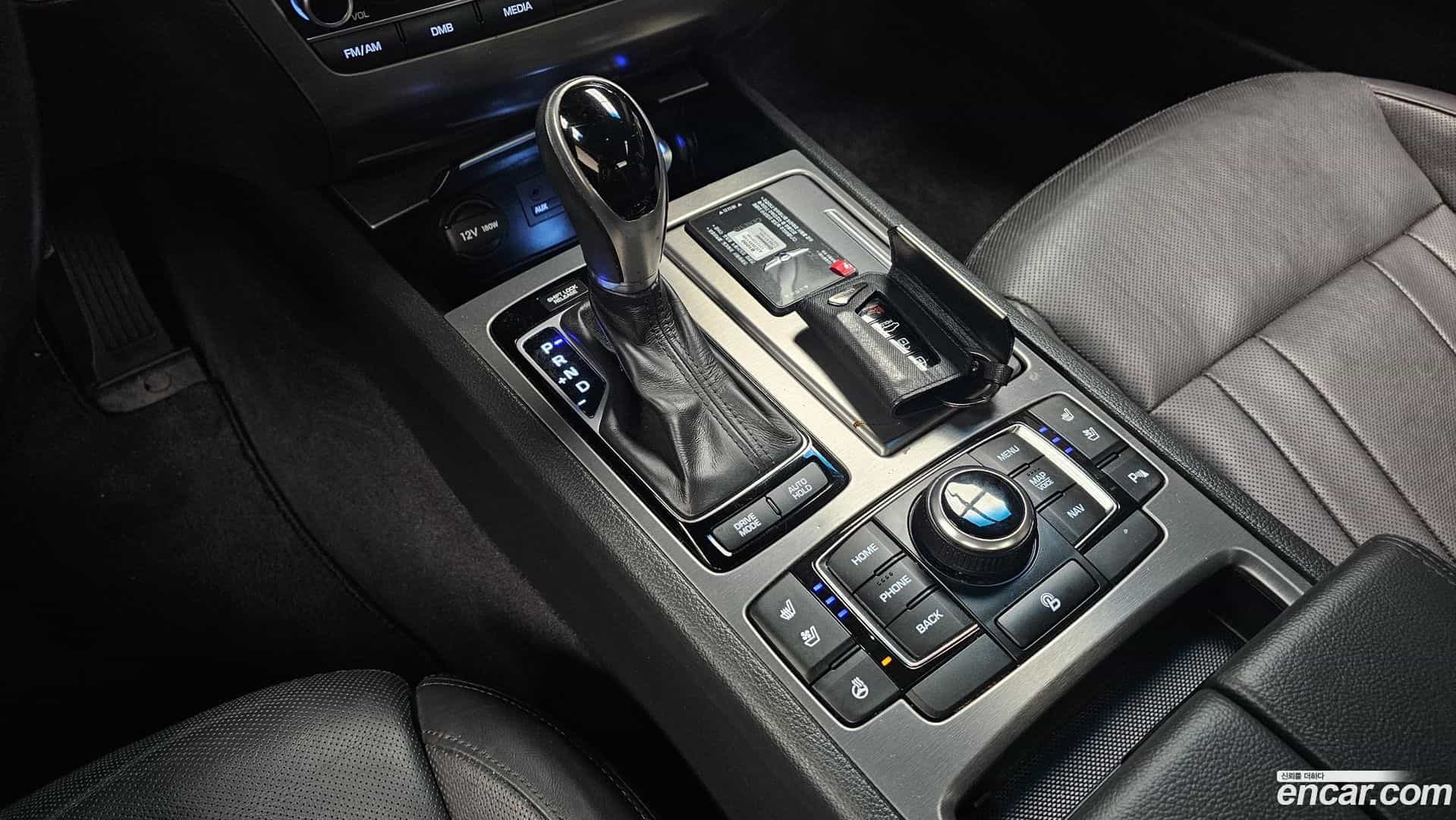 Genesis Hyundai 2014.0-INNER-009