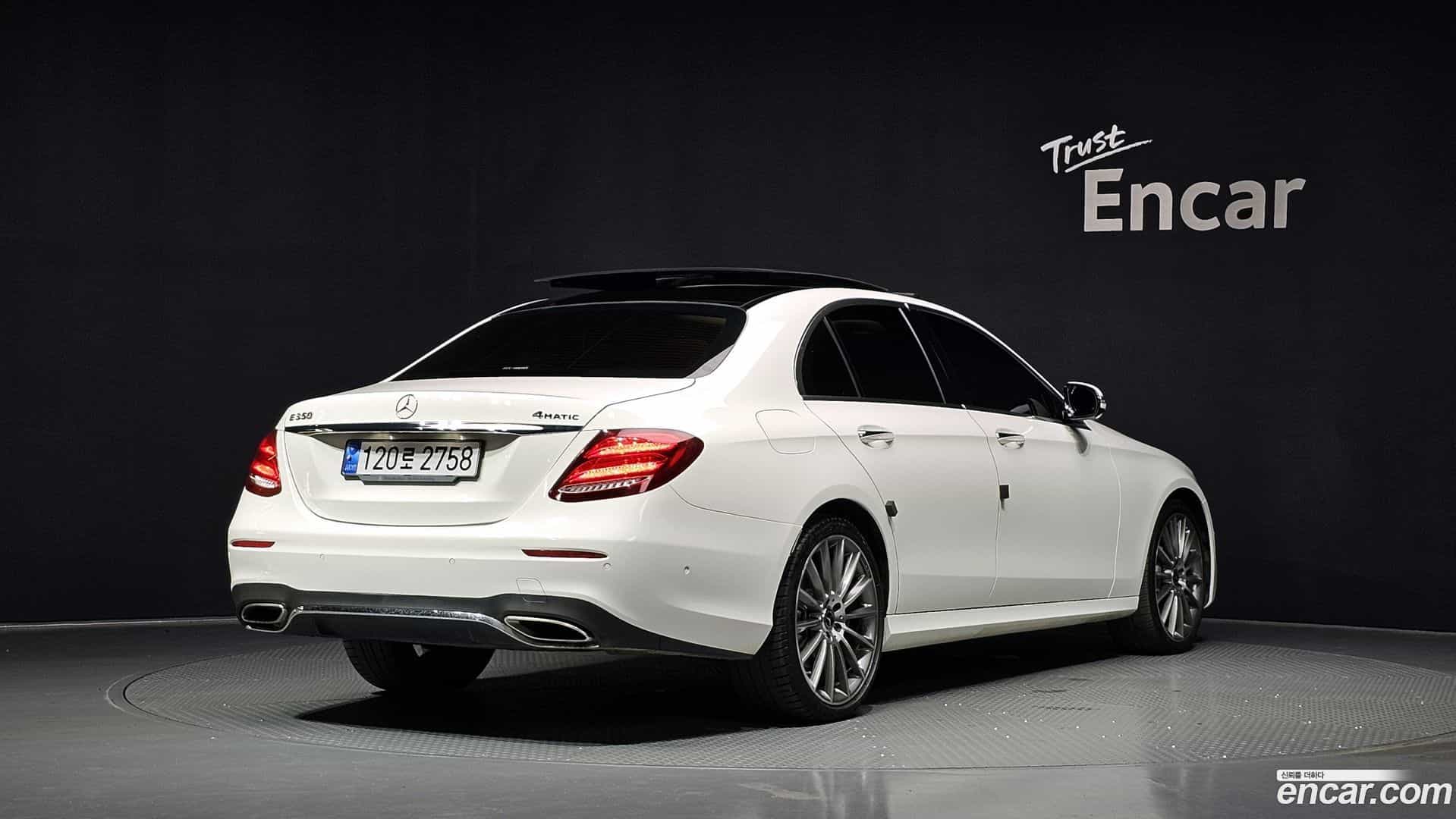 E-Class Mercedes-Benz 2019.7-OUTER-002