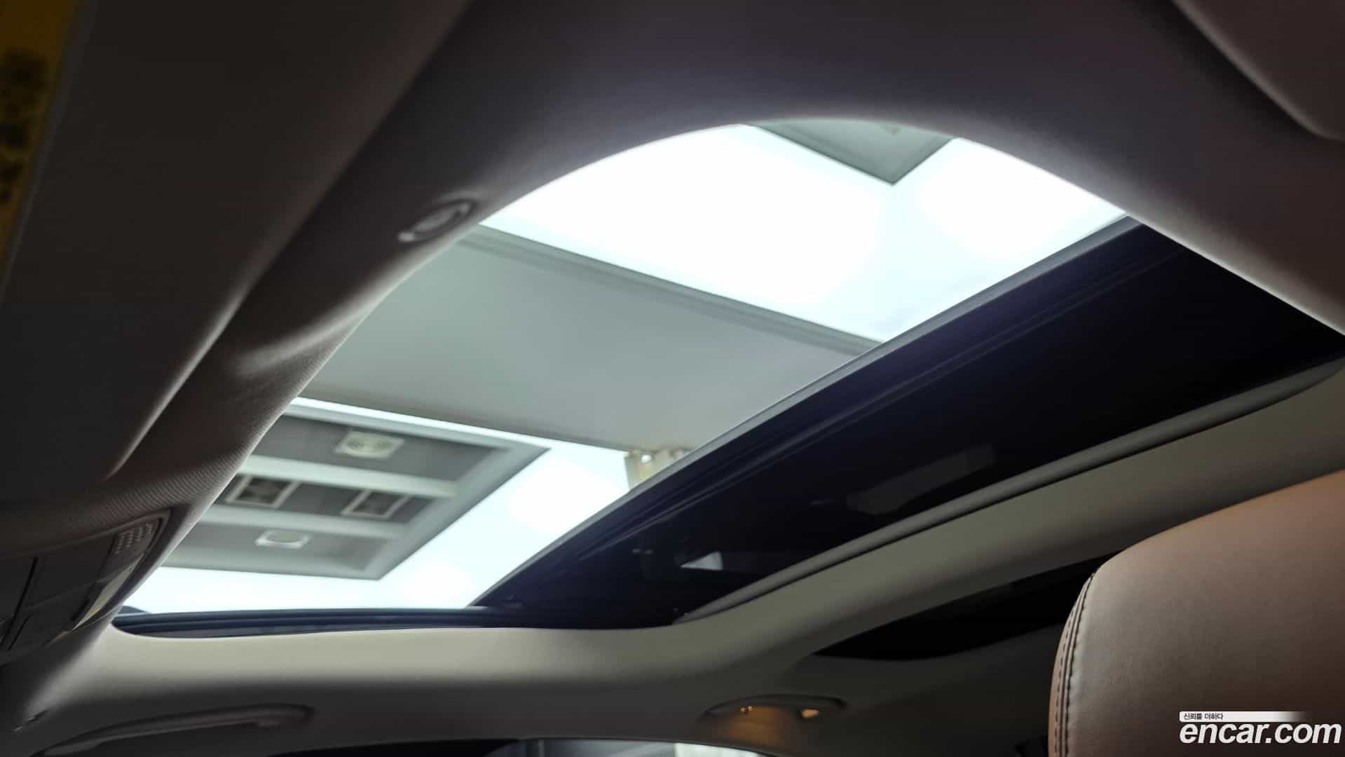 E-Class Mercedes-Benz 2019.7-OPTION-023