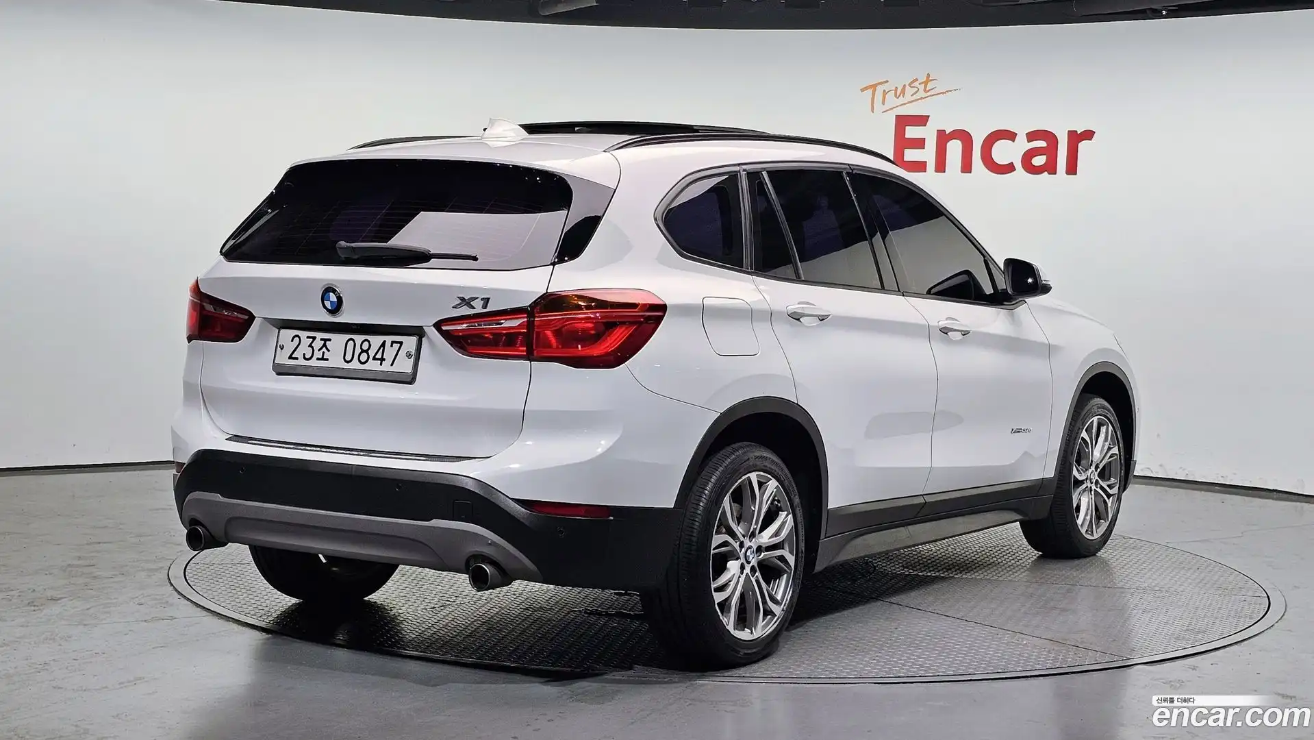 X1 BMW 2016.3-OUTER-002