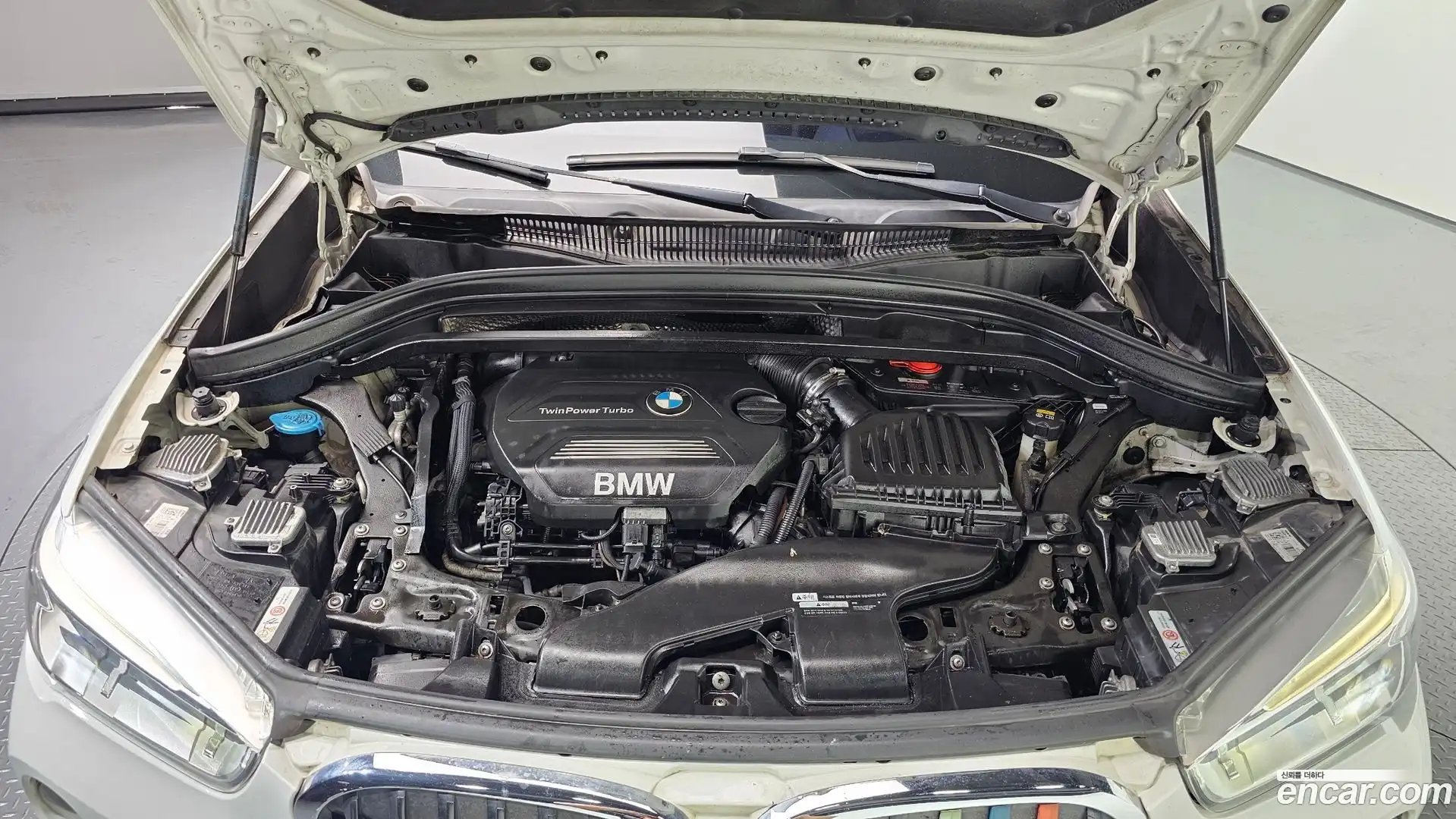 X1 BMW 2016.3-OUTER-006