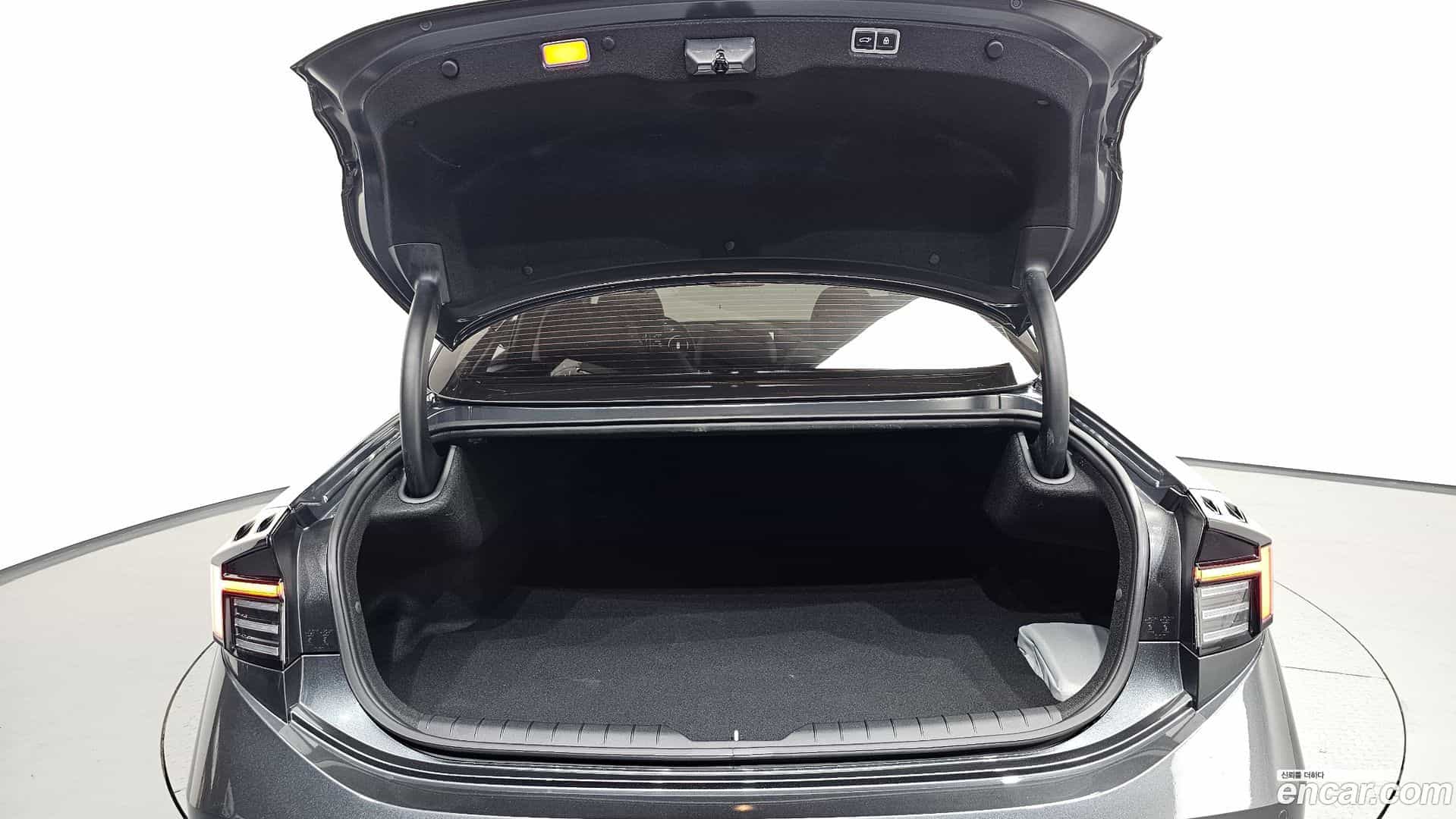 Sonata Hyundai 2025.10-OPTION-020