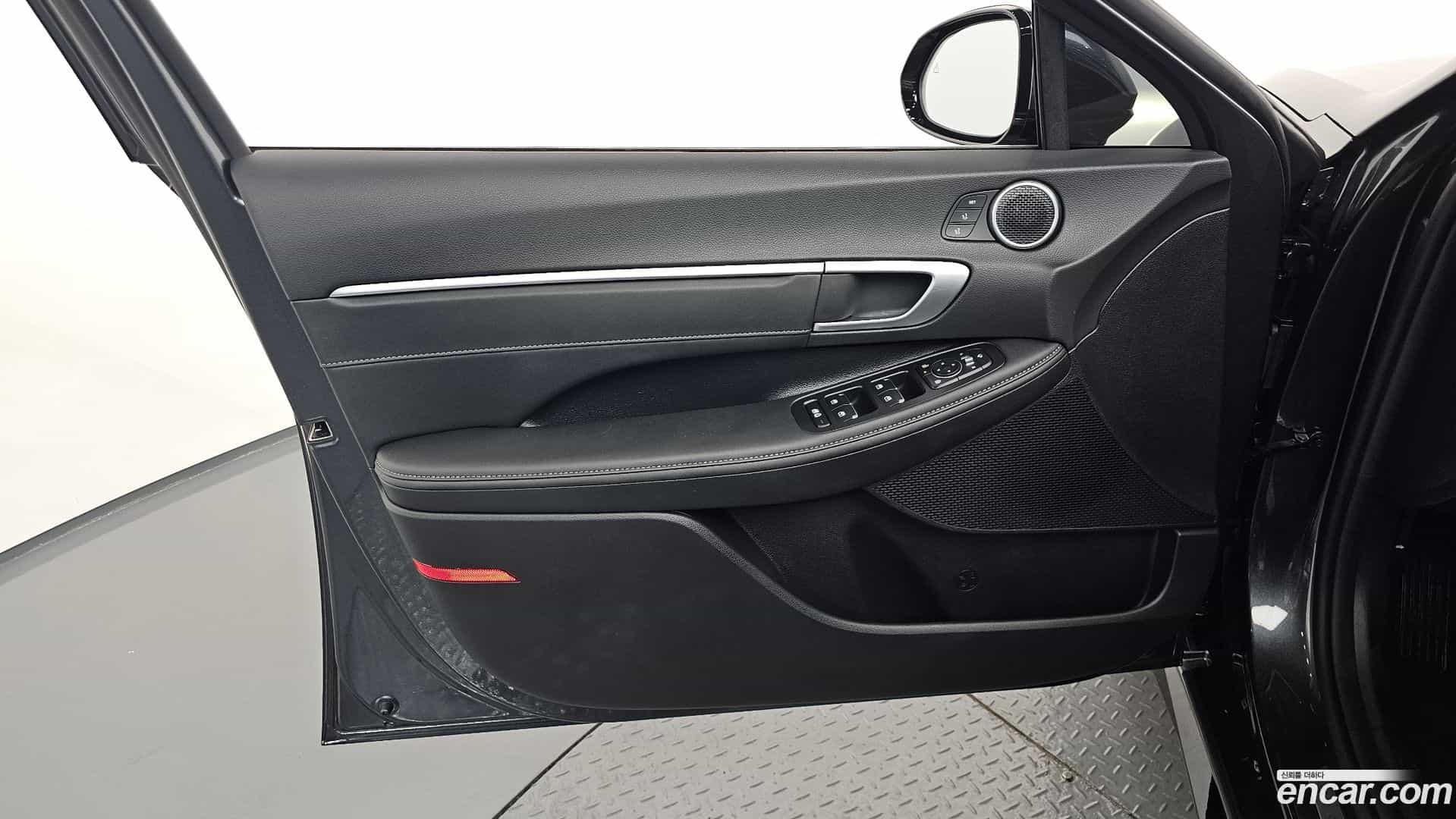 Sonata Hyundai 2025.10-INNER-034