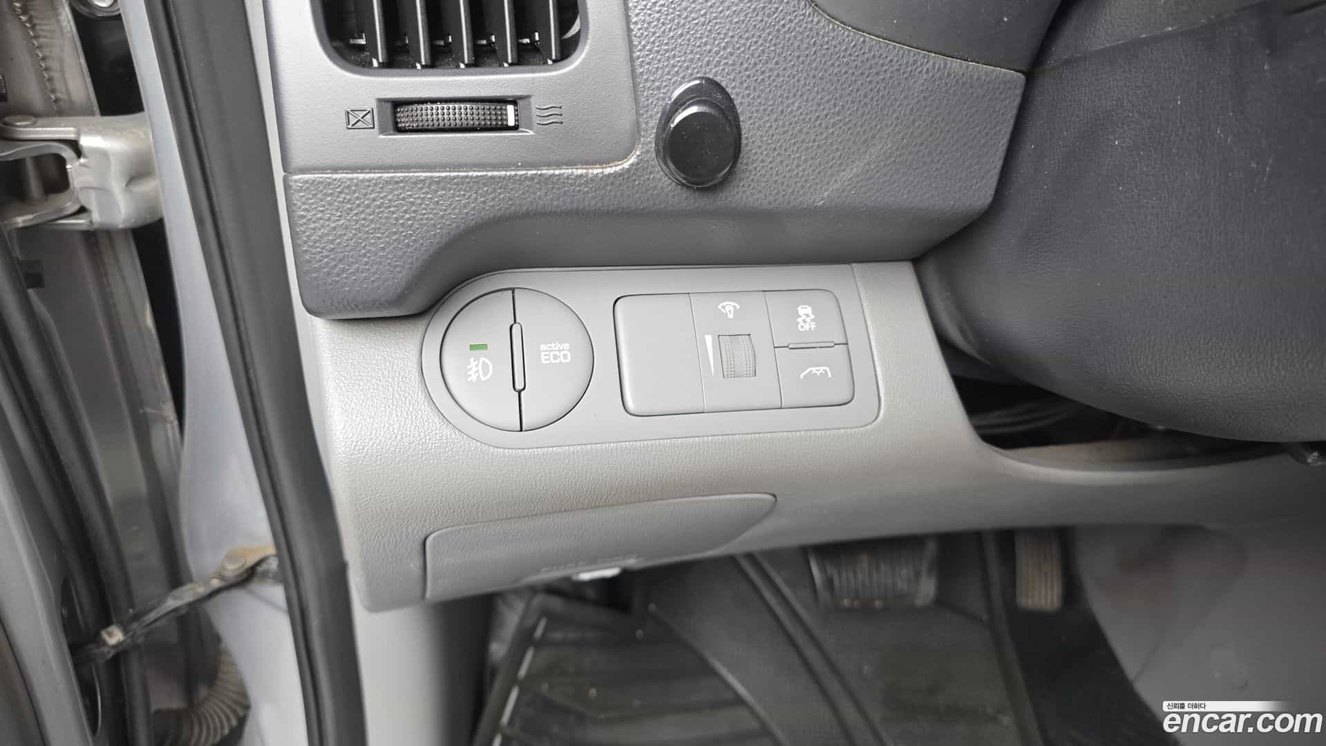 Starex Hyundai 2017.8-OPTION-020