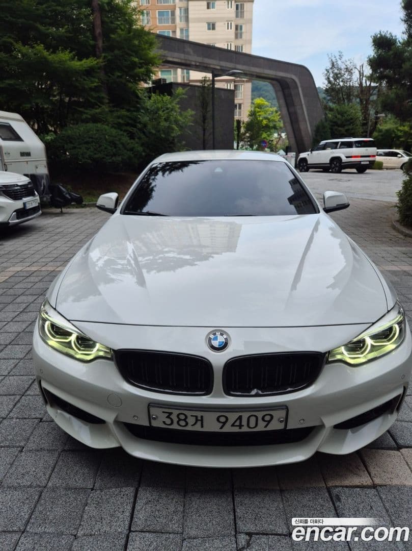 Main__Slider__Photo:4-Series BMW 2017.5-0