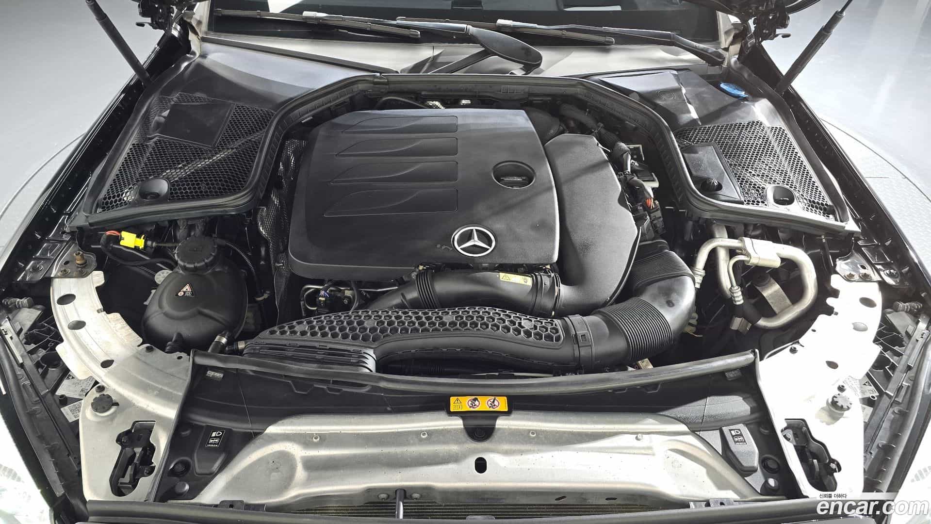 C-Class Mercedes-Benz 2020.7-OUTER-006