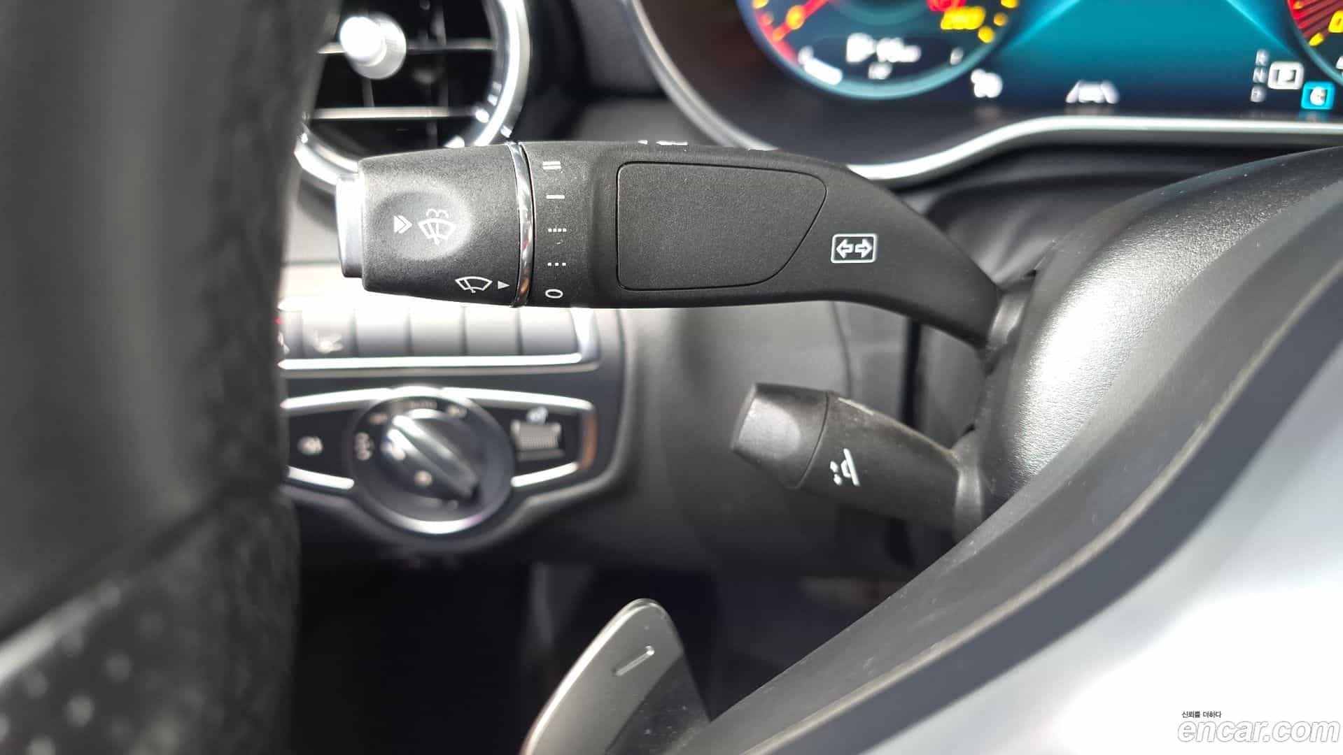 C-Class Mercedes-Benz 2020.7-OPTION-041