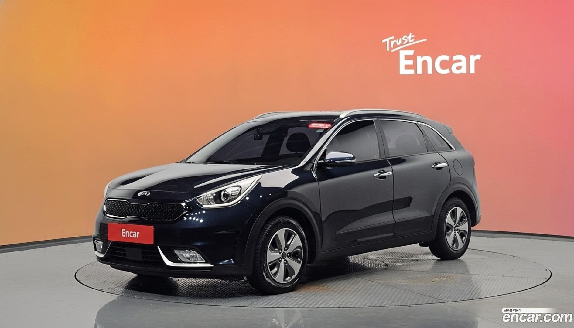 Main__Slider__Photo:Niro Kia 2019.1-0