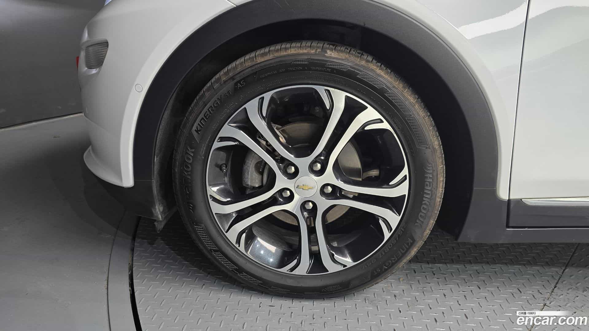 Bolt EV Chevrolet 2019.9-OUTER-005
