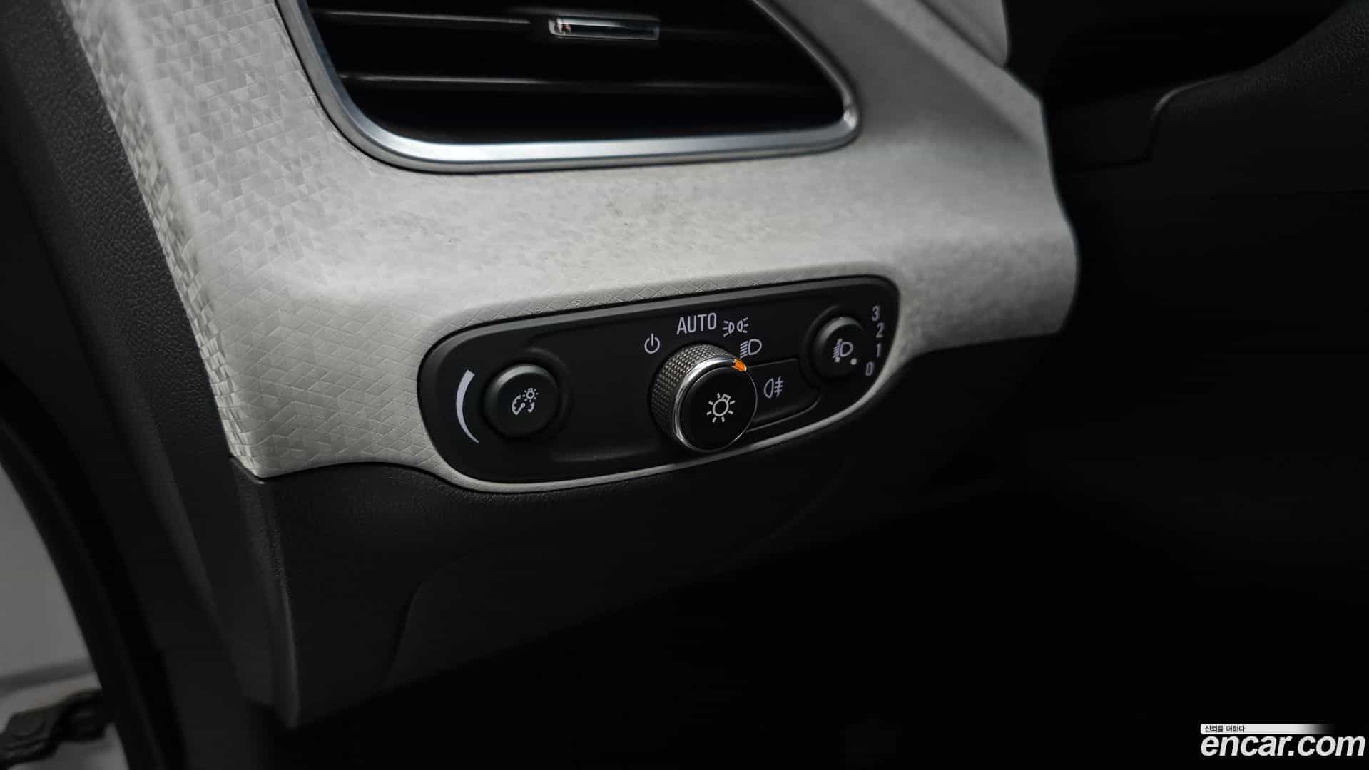 Bolt EV Chevrolet 2019.9-OPTION-019