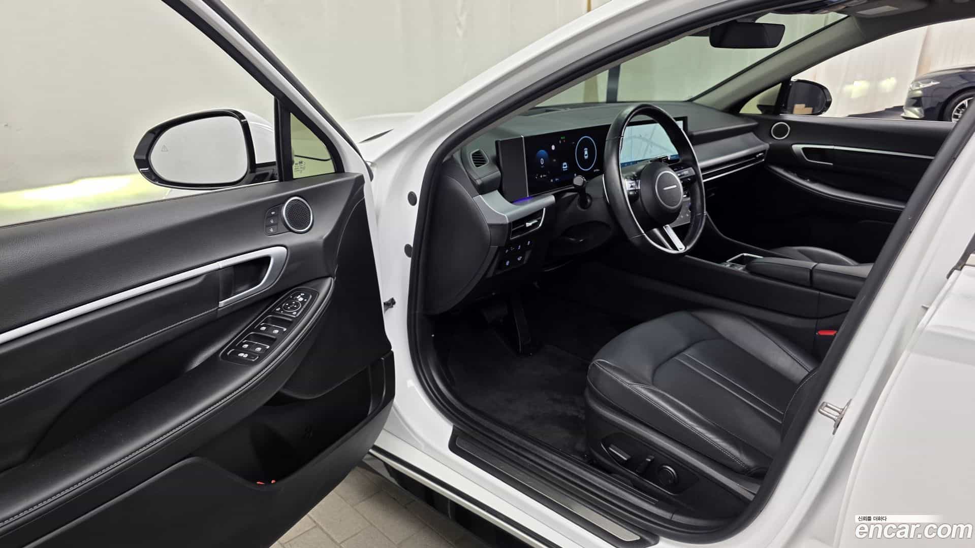 Sonata Hyundai 2023.8-INNER-010