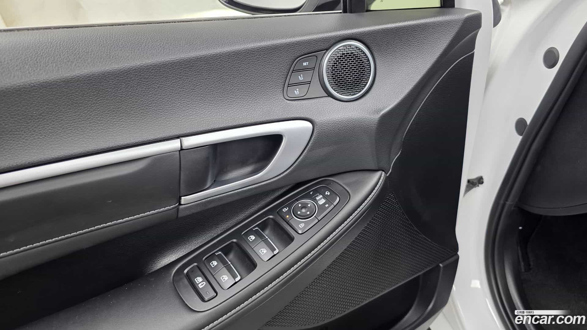 Sonata Hyundai 2023.8-OPTION-040